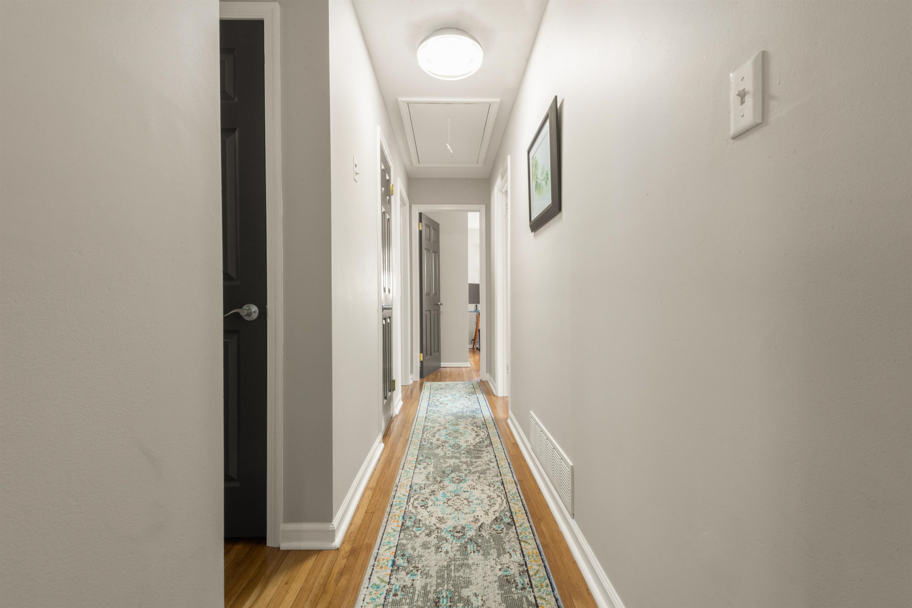 6 HILLSDALE RD