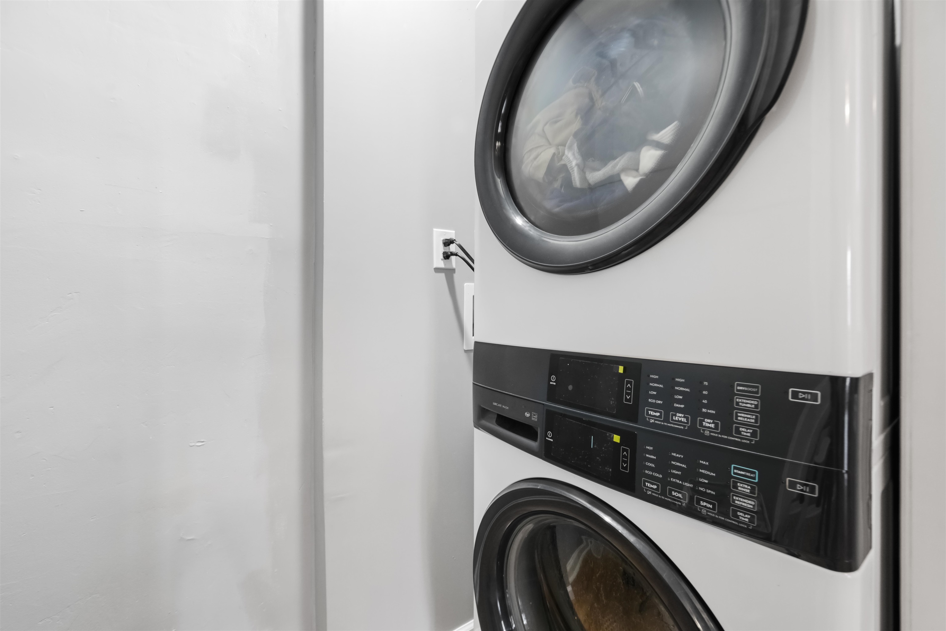 230 PRINCETON AVE Unit: 1