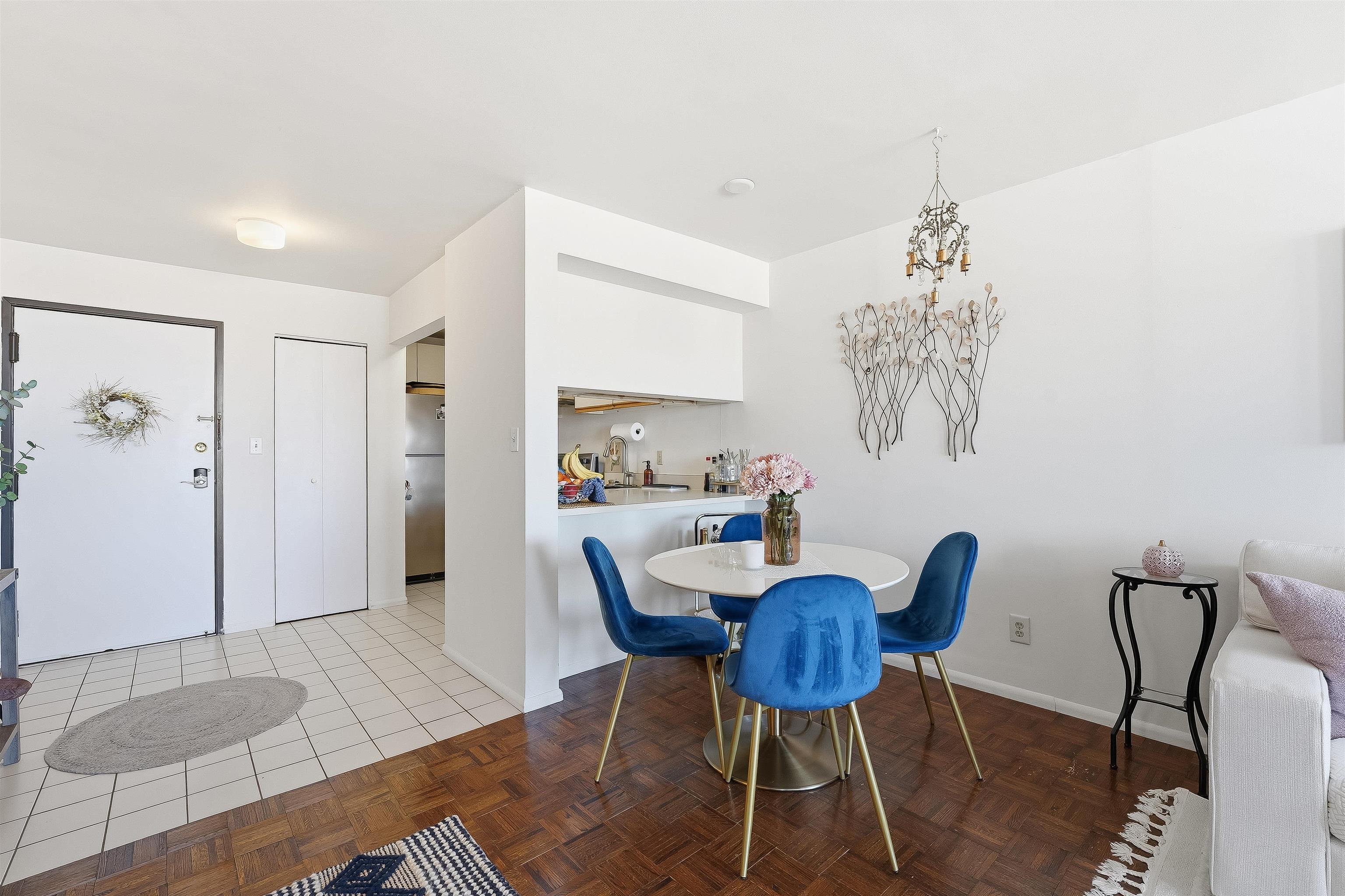 300 NEWARK ST Unit: 7D