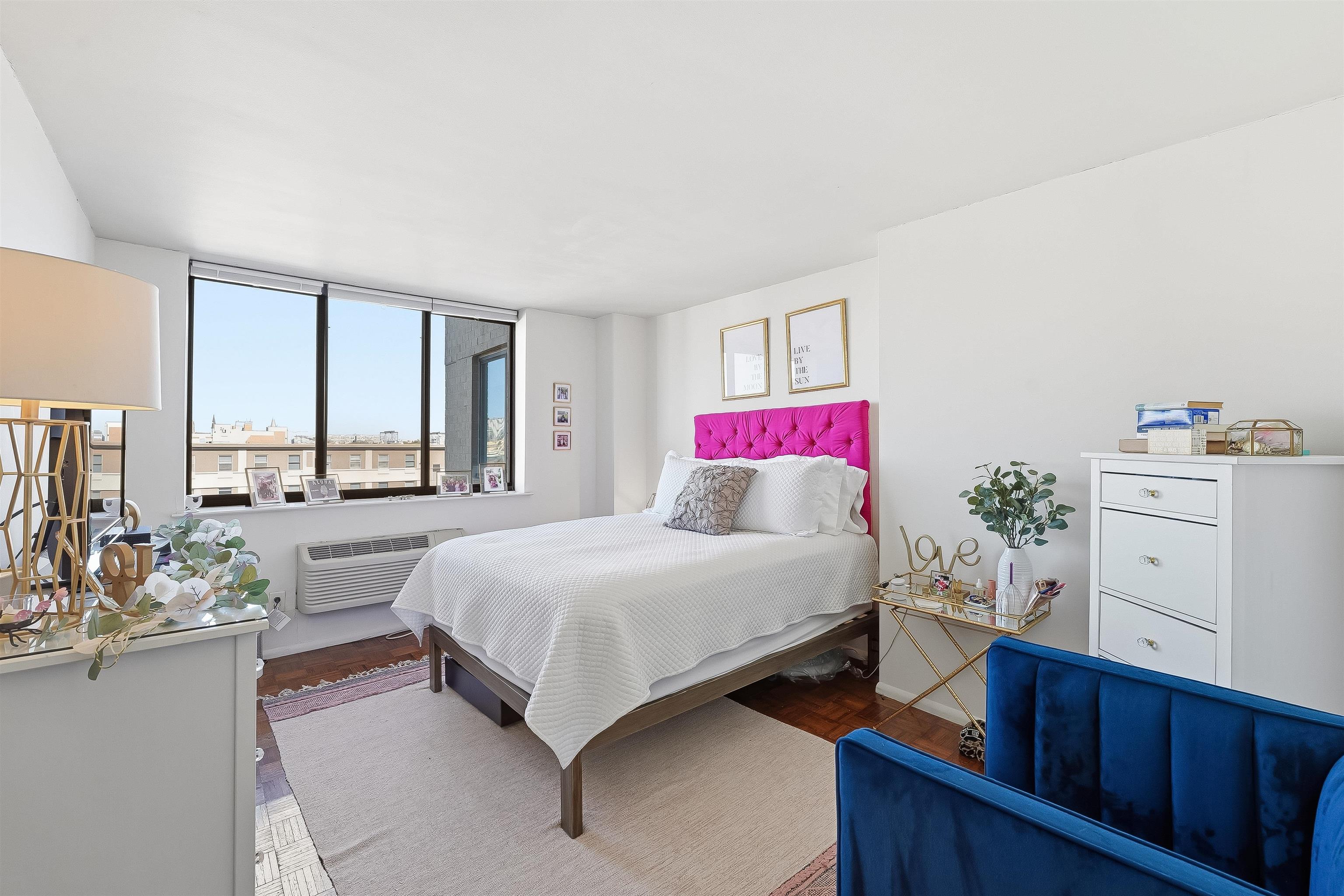 300 NEWARK ST Unit: 7D