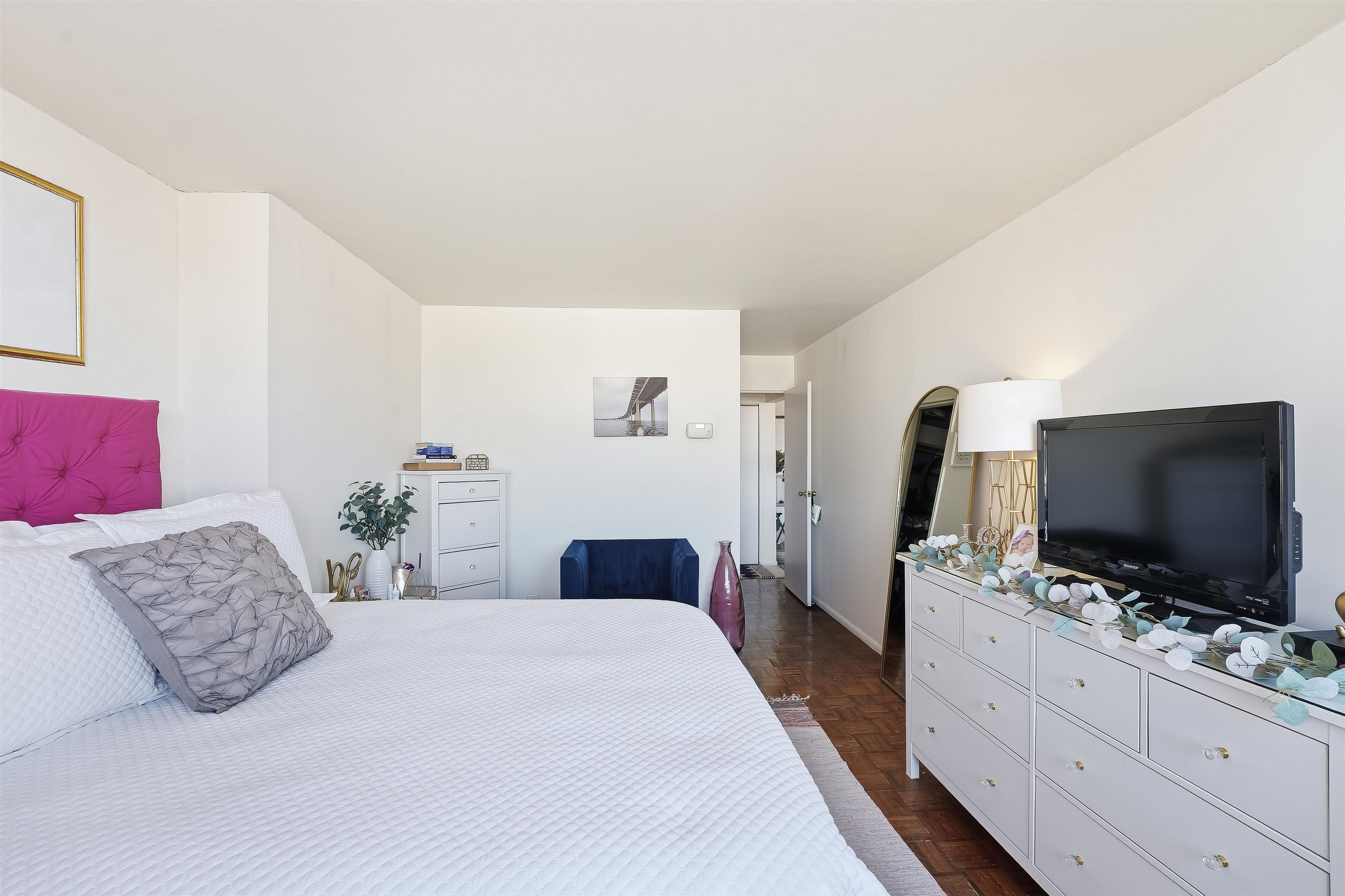 300 NEWARK ST Unit: 7D