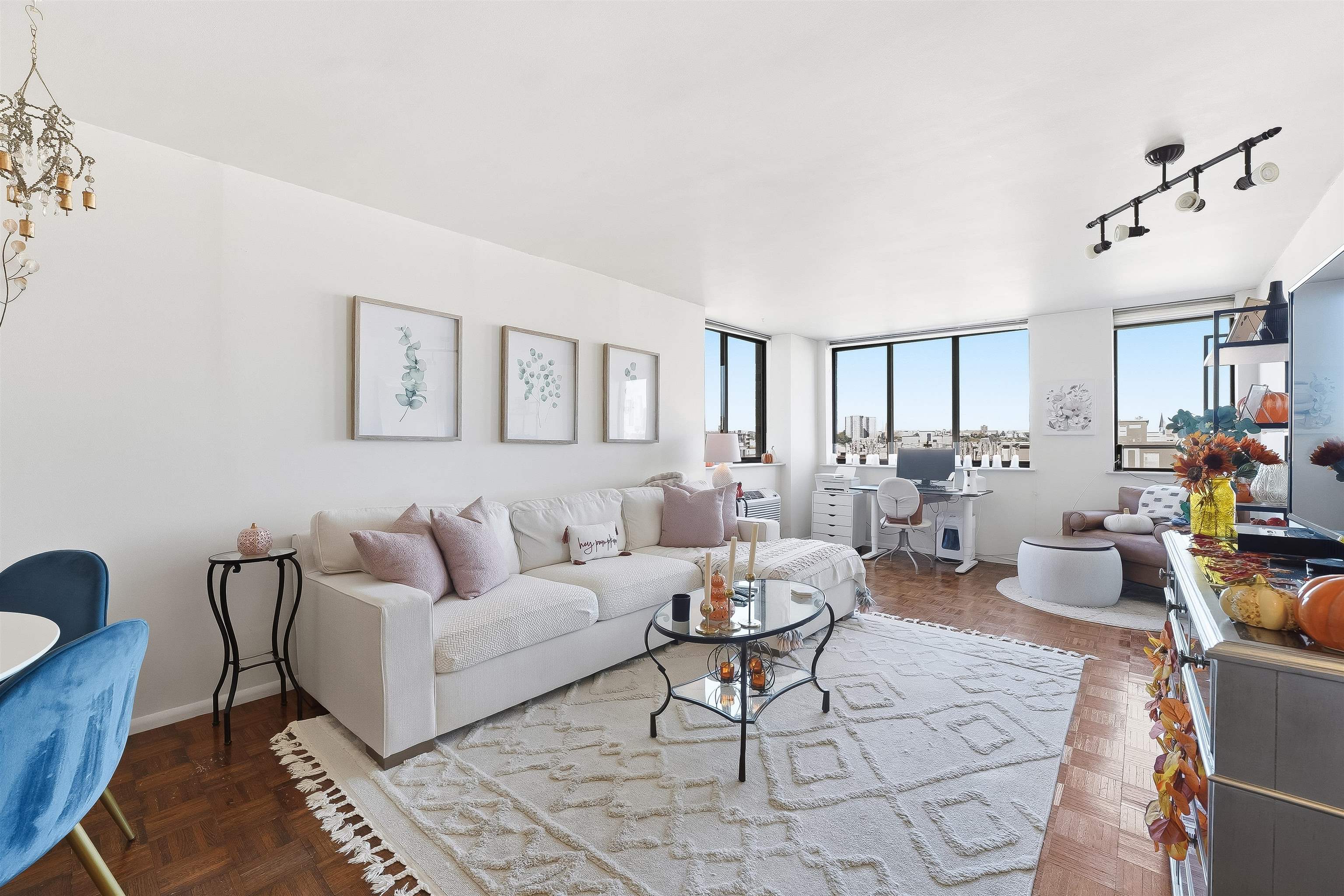 300 NEWARK ST Unit: 7D