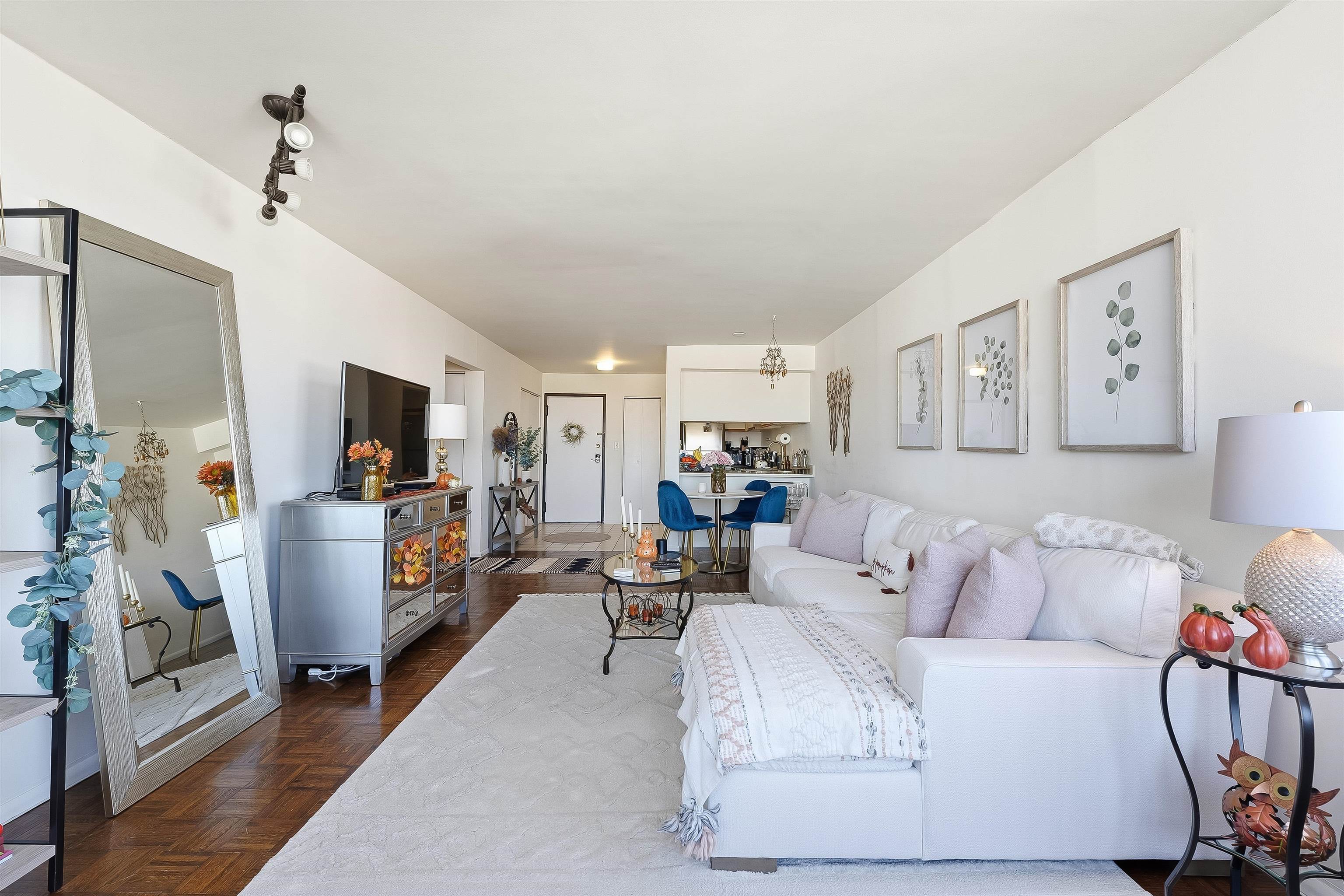 300 NEWARK ST Unit: 7D