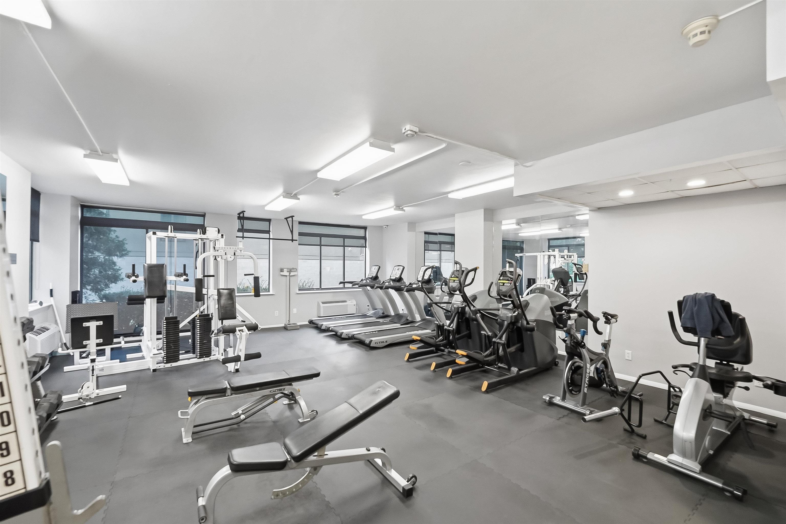 300 NEWARK ST Unit: 7D