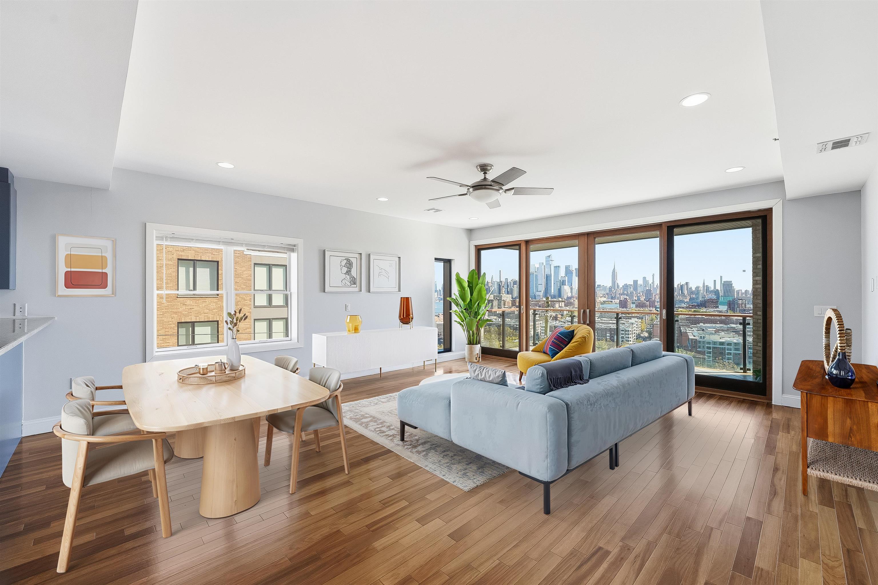 215 MANHATTAN AVE Unit: 4B
