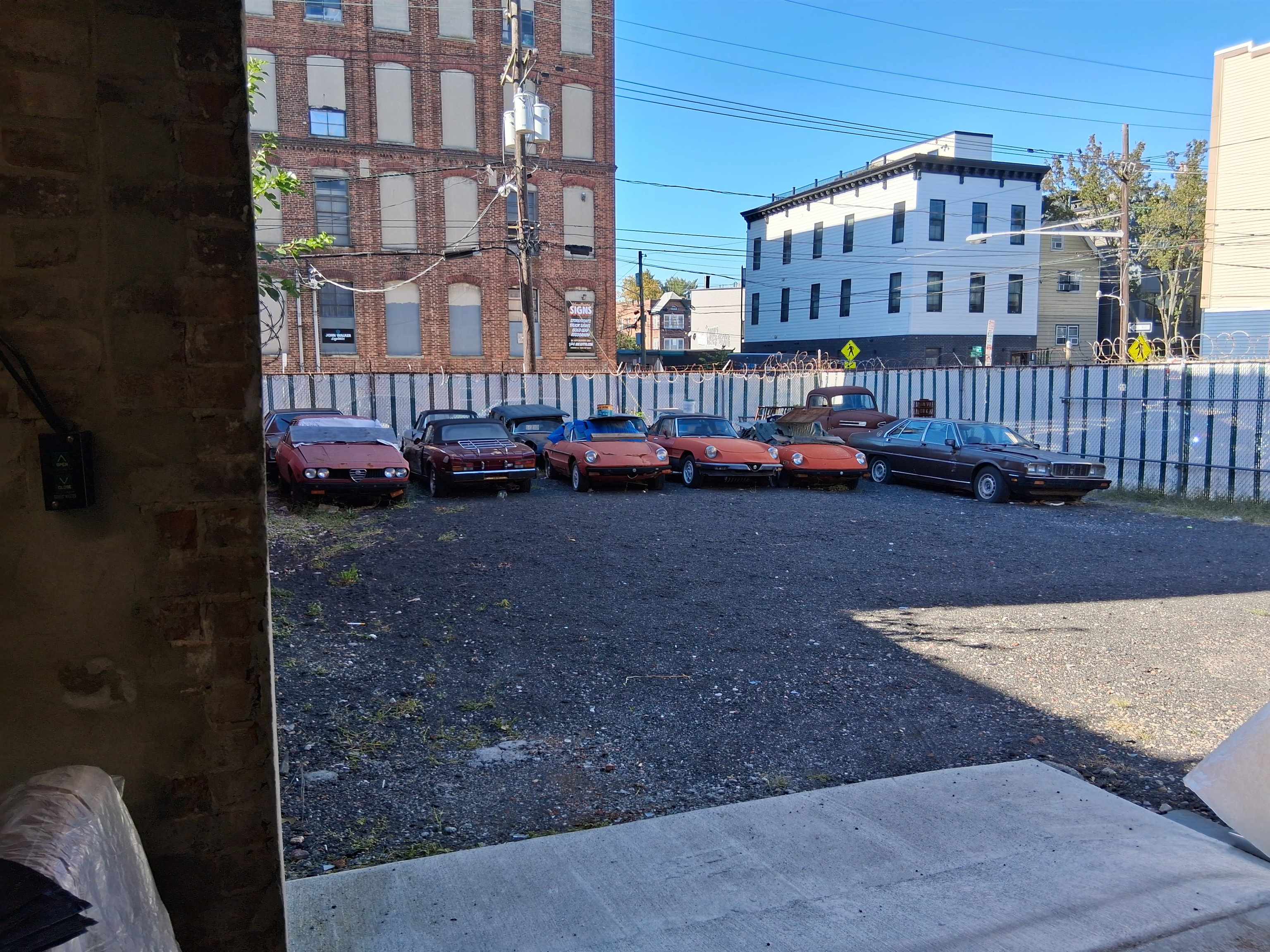 194-196 NEW YORK AVE