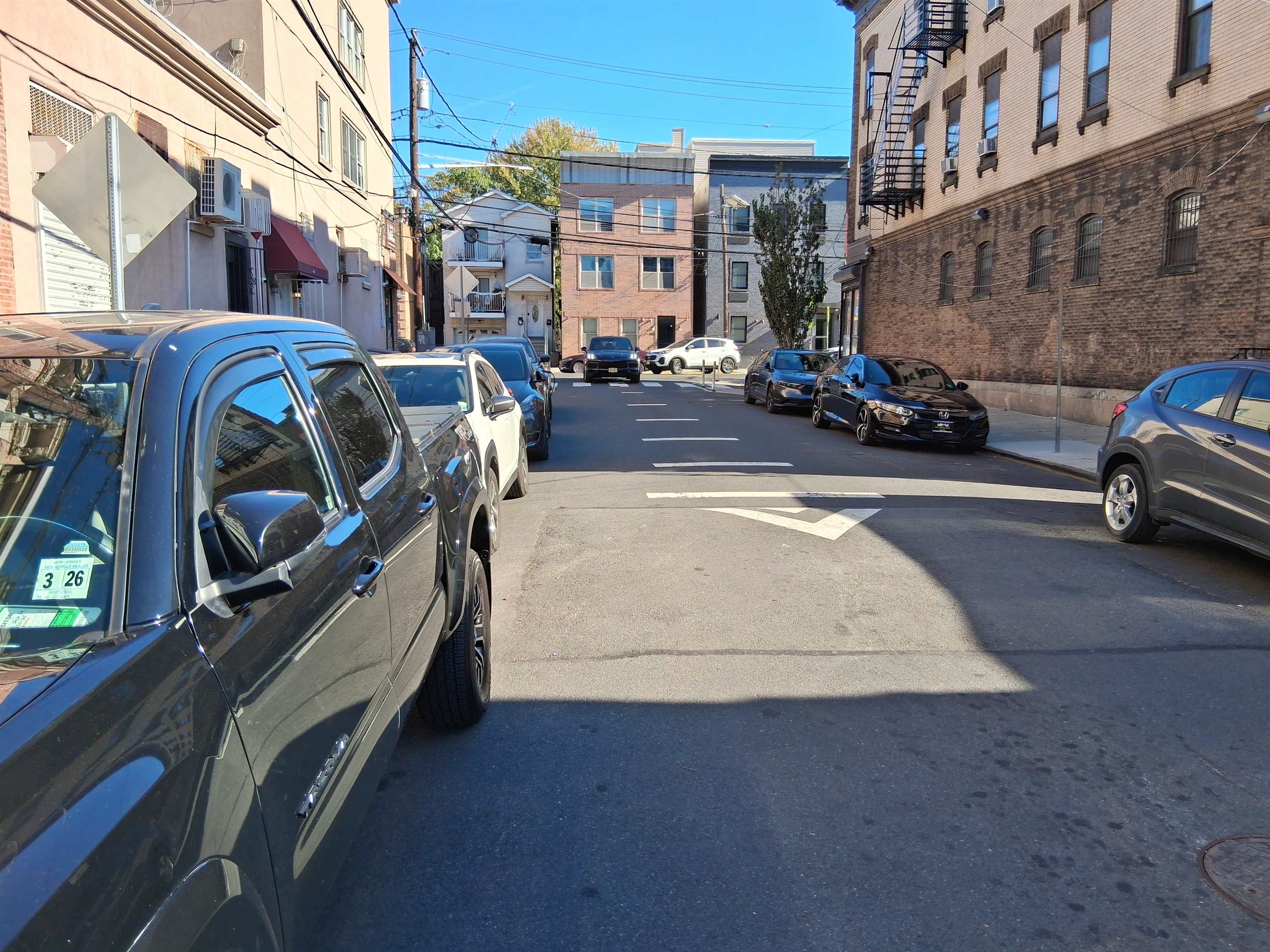 194-196 NEW YORK AVE