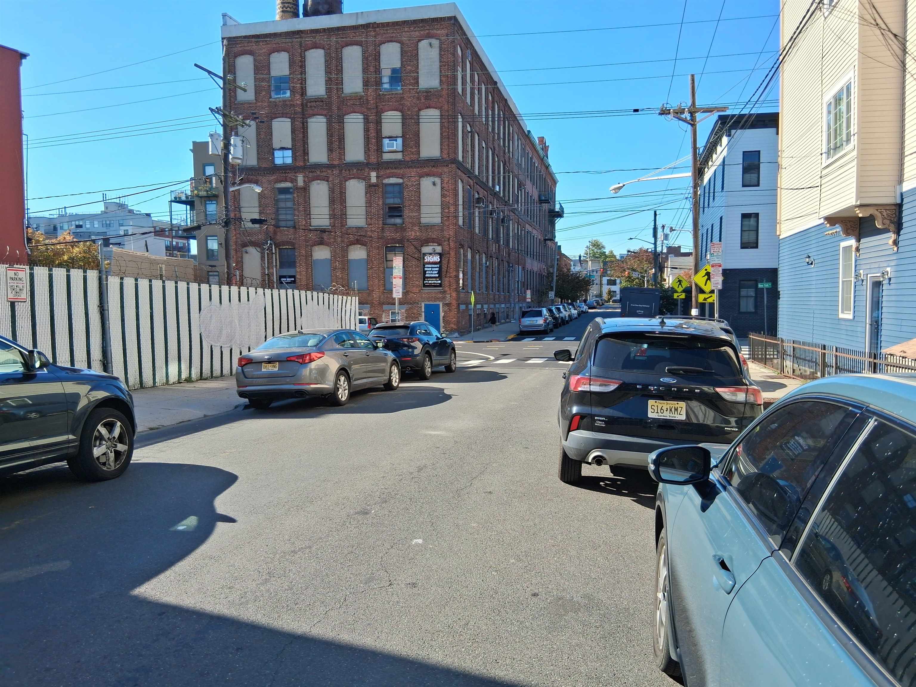 194-196 NEW YORK AVE