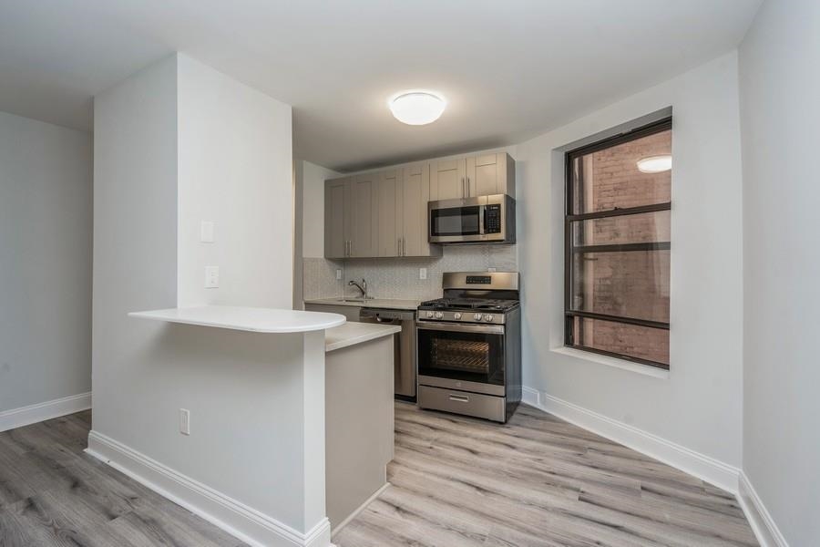 269 VARICK ST Unit: 3A