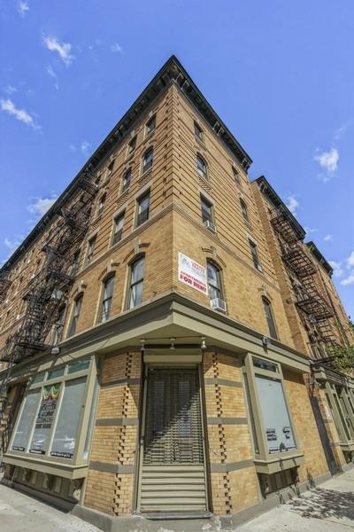 269 VARICK ST Unit: 3A
