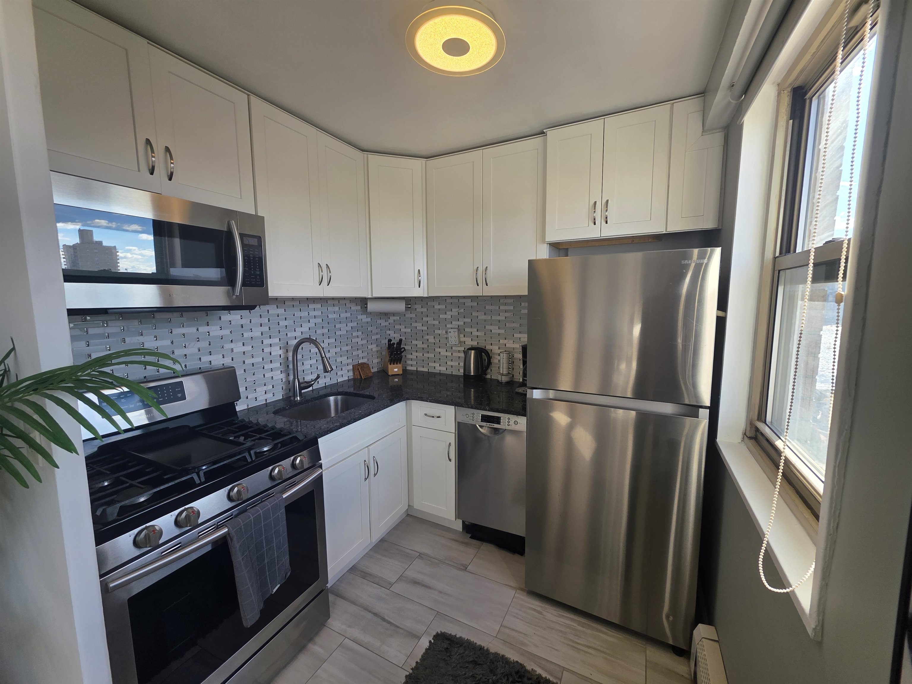 7100 BLVD EAST Unit: 11L