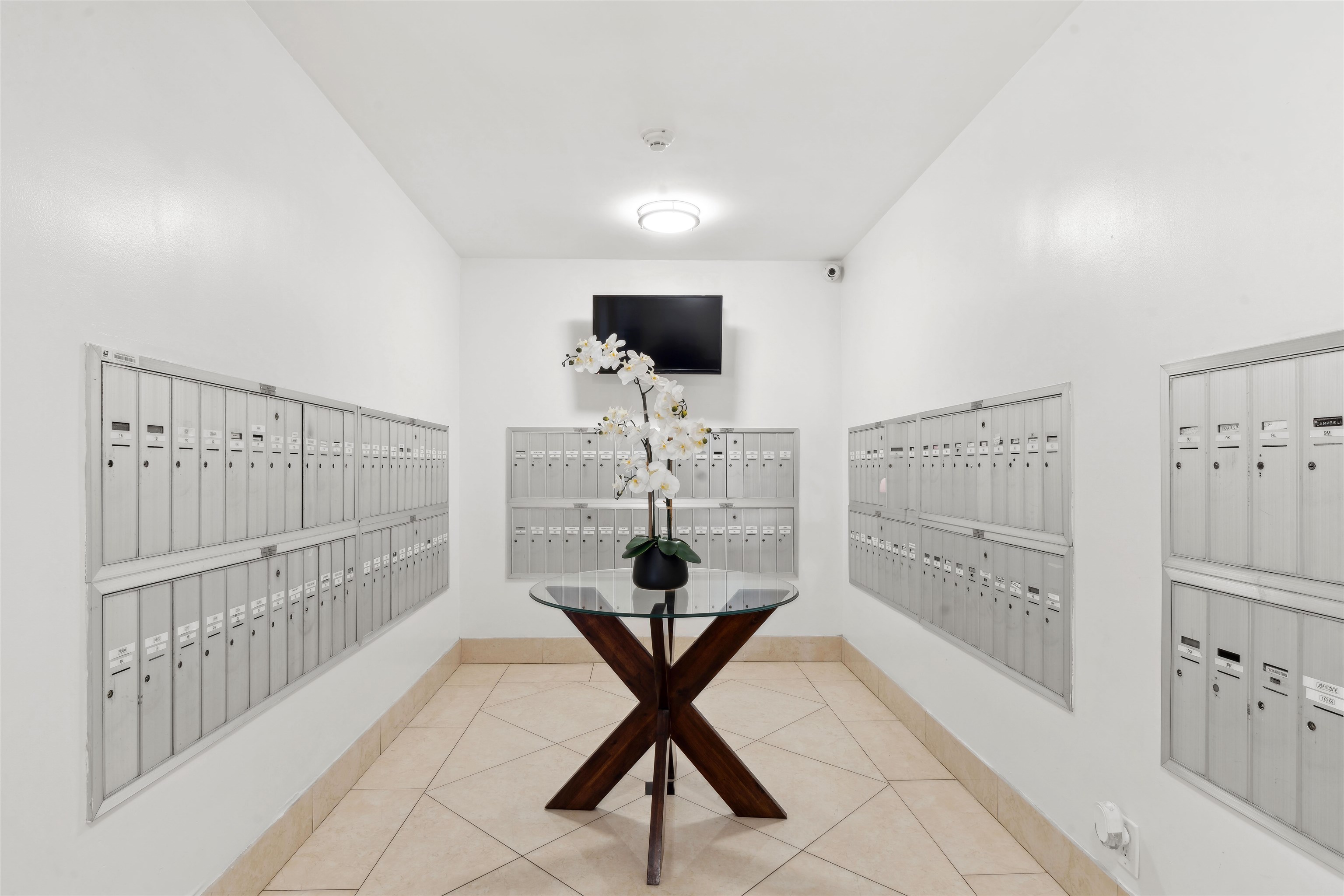 7100 BLVD EAST Unit: 11L