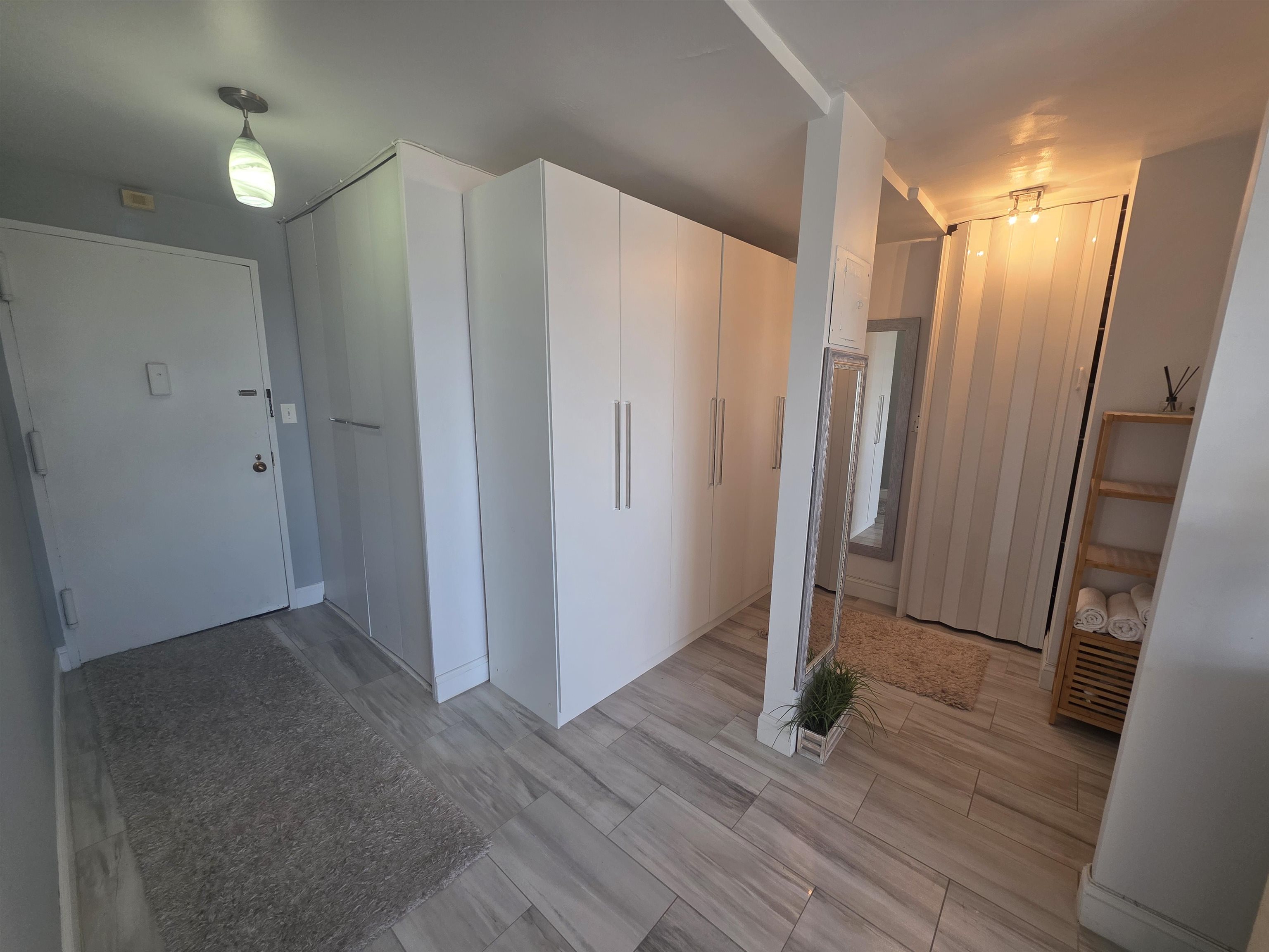 7100 BLVD EAST Unit: 11L