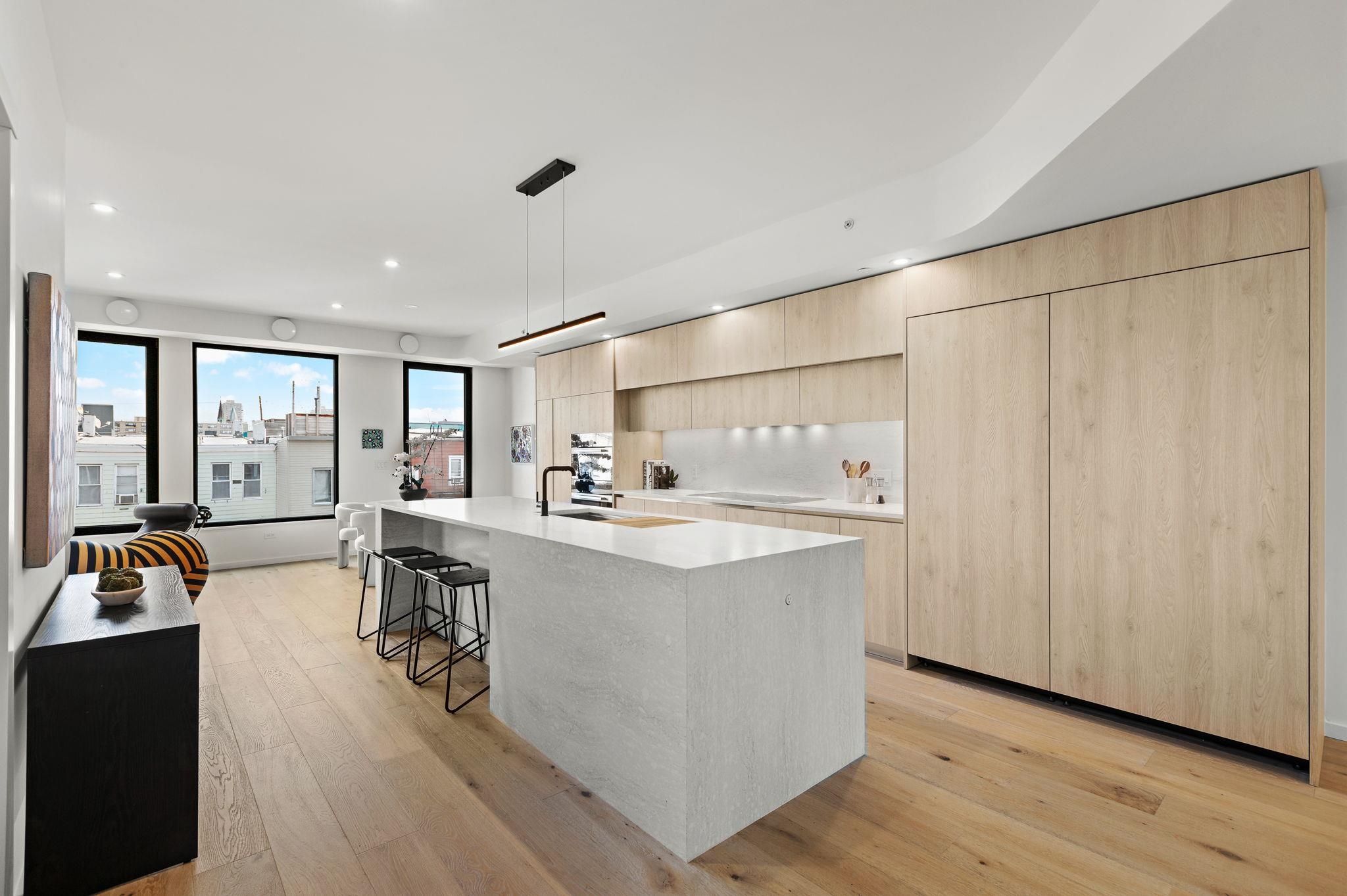 413 MONROE ST Unit: 500