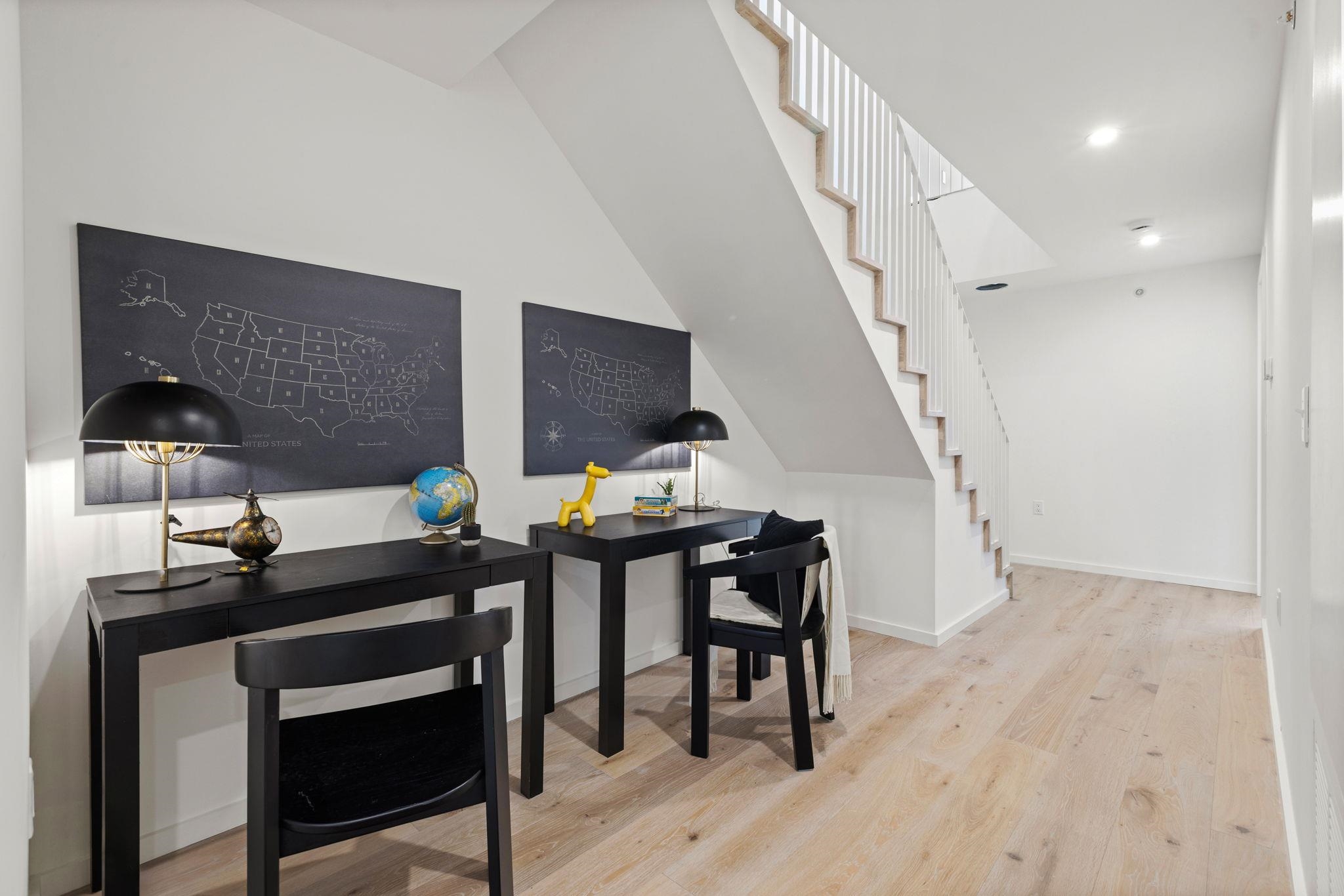 413 MONROE ST Unit: 500