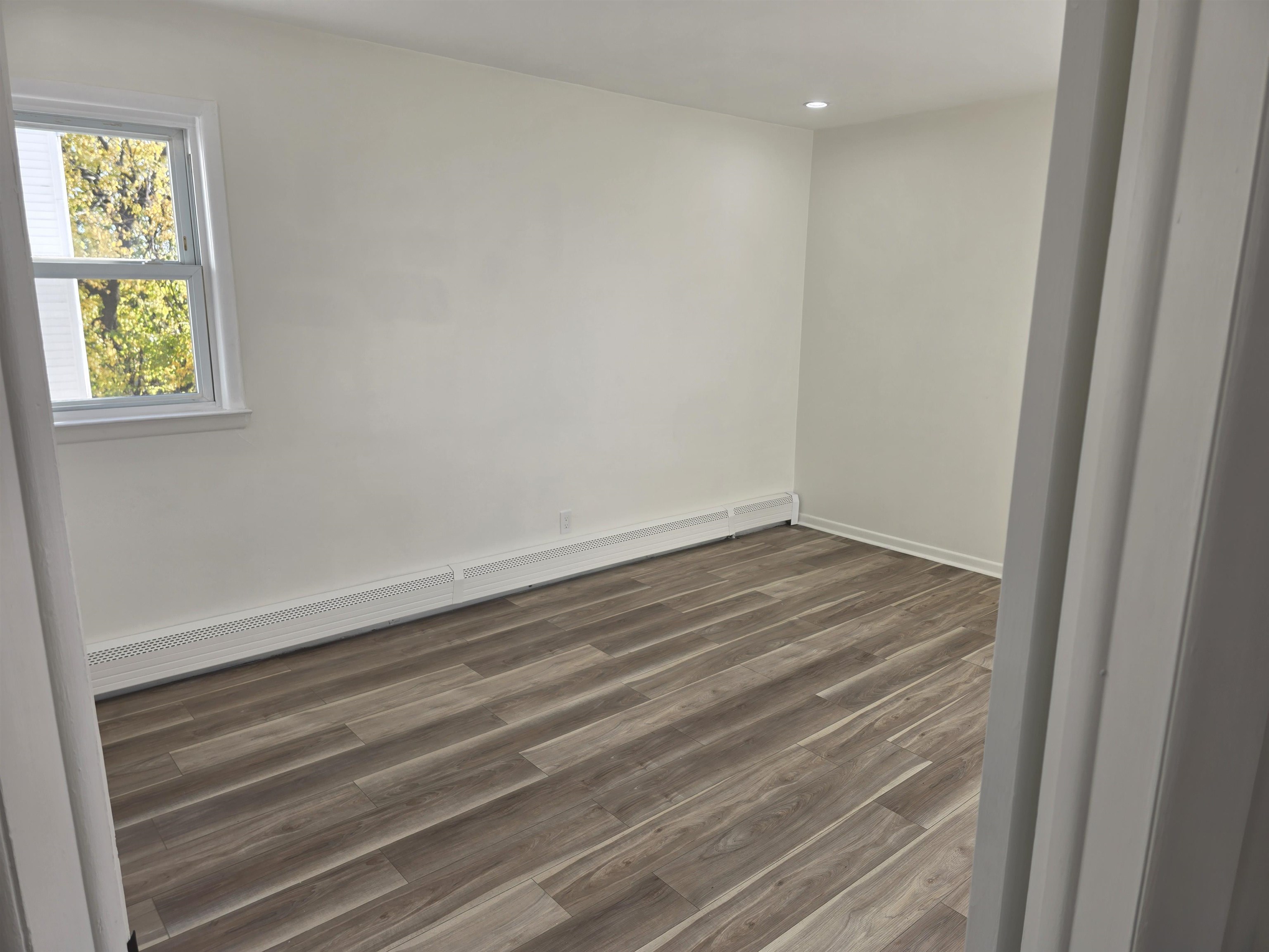 157 NEPTUNE AVE Unit: 2