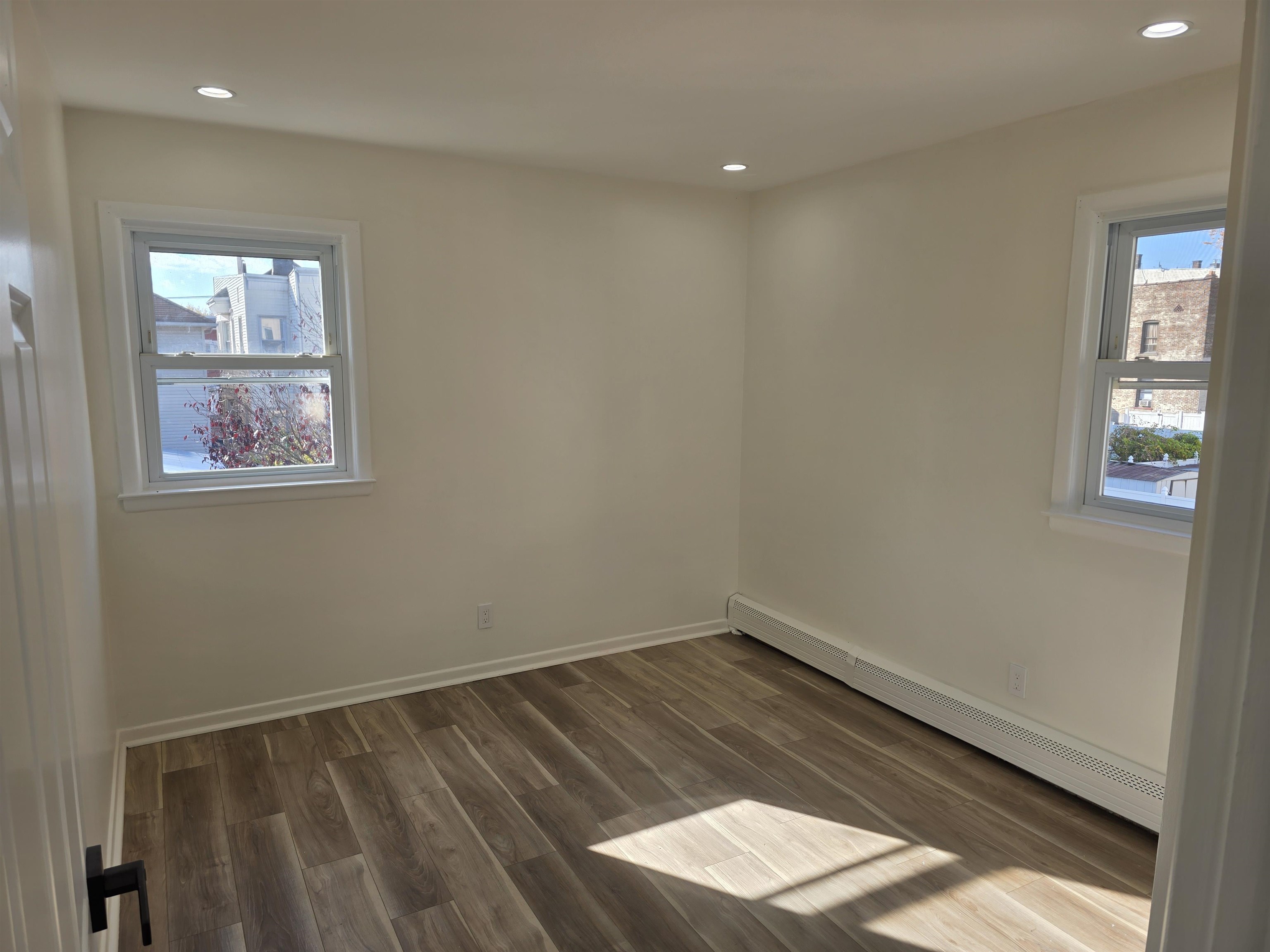 157 NEPTUNE AVE Unit: 2