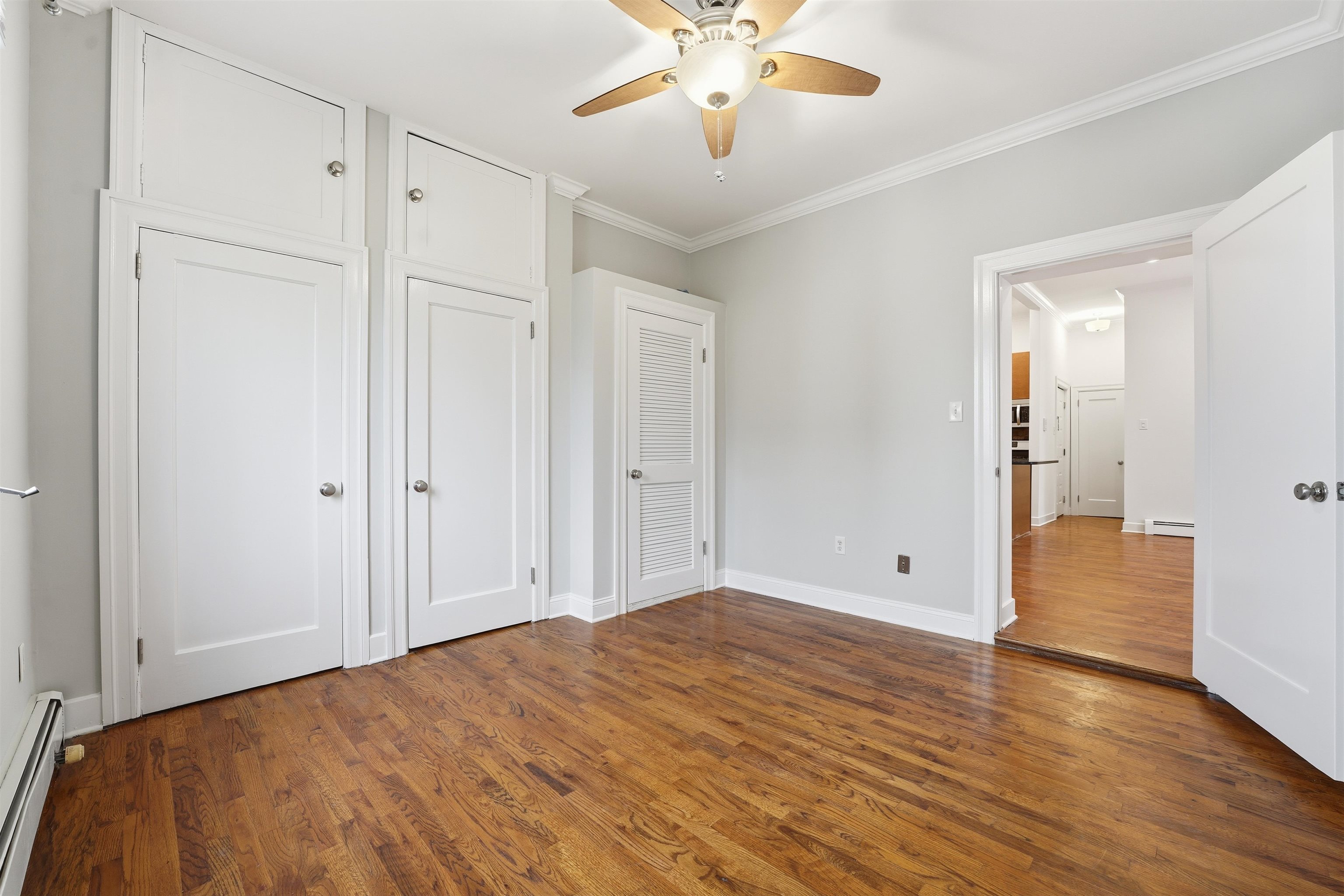 716 HUDSON ST Unit: 6