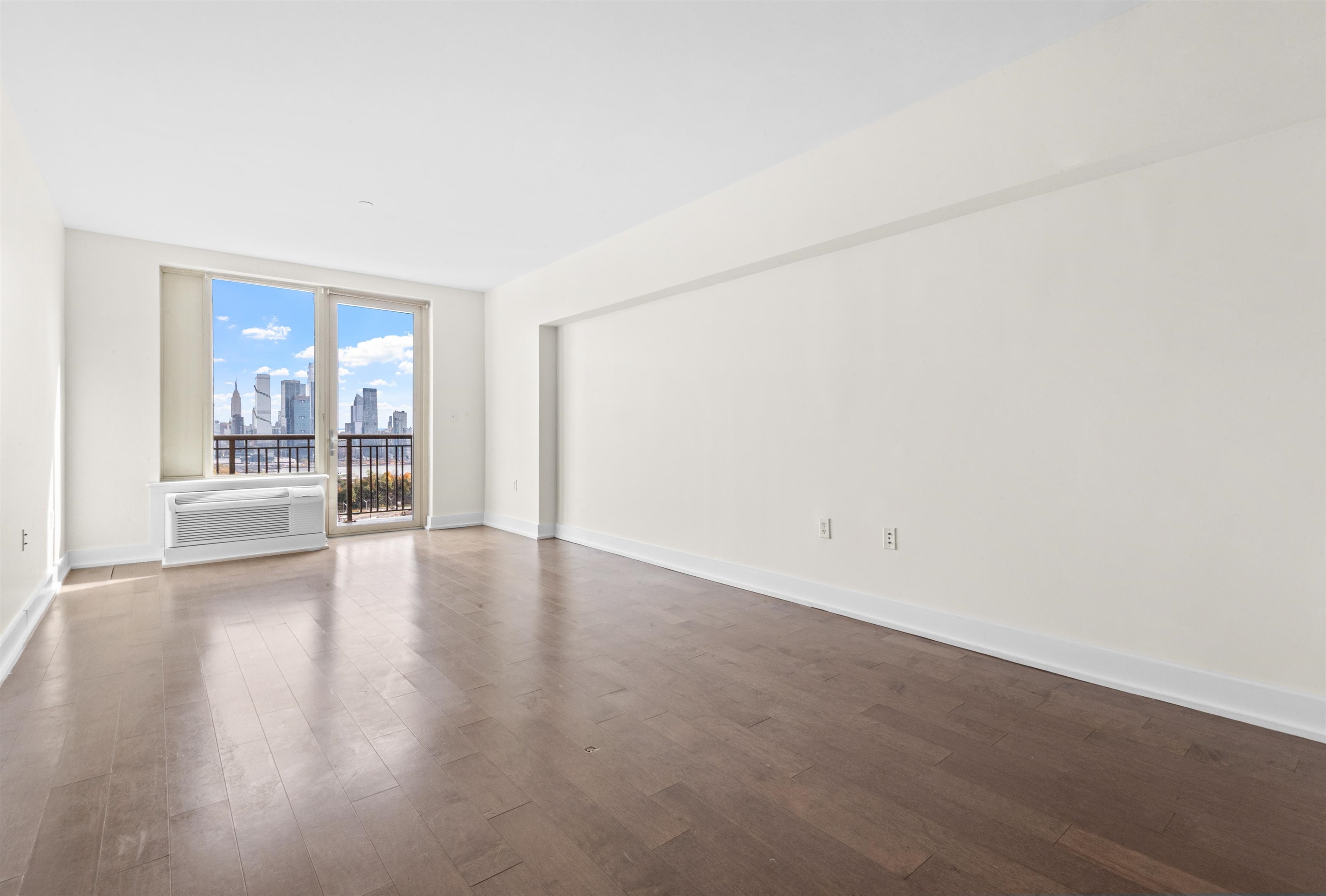 3312 HUDSON AVE Unit: 12F
