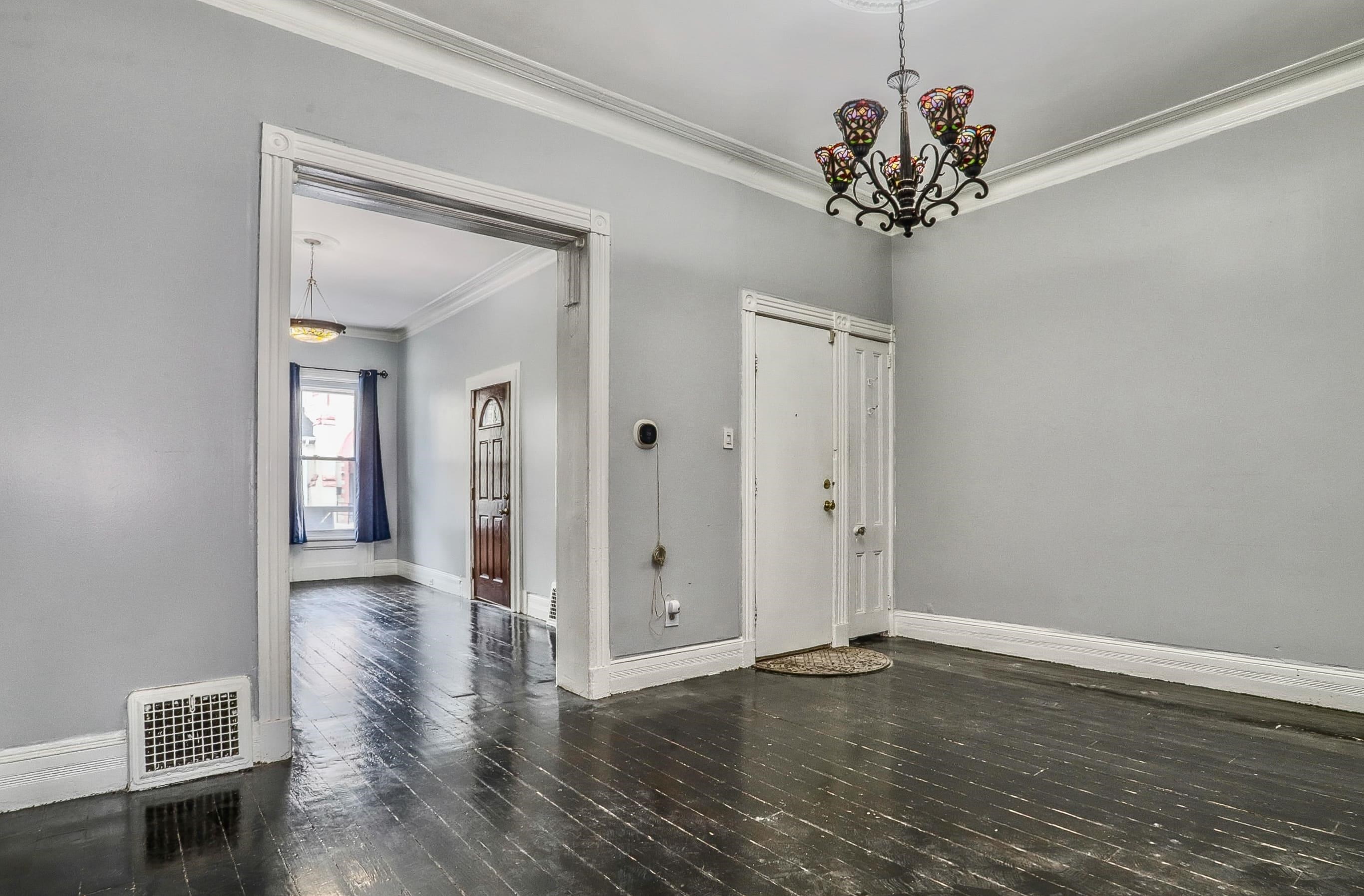 94A LINDEN AVE