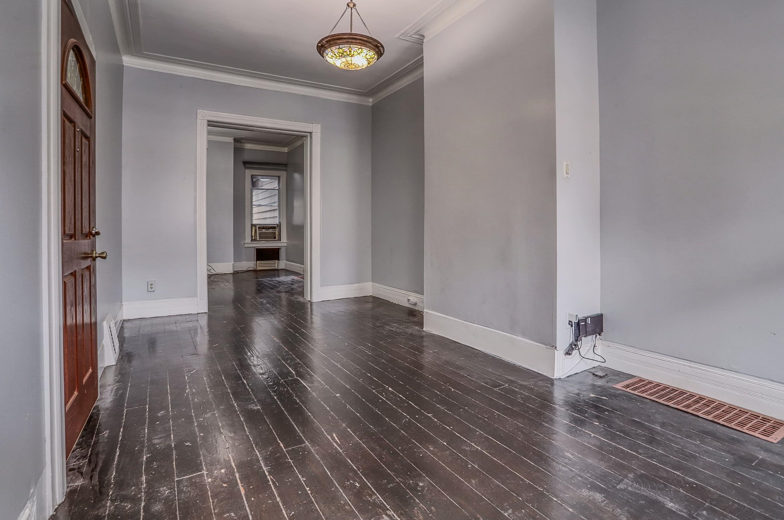 94A LINDEN AVE