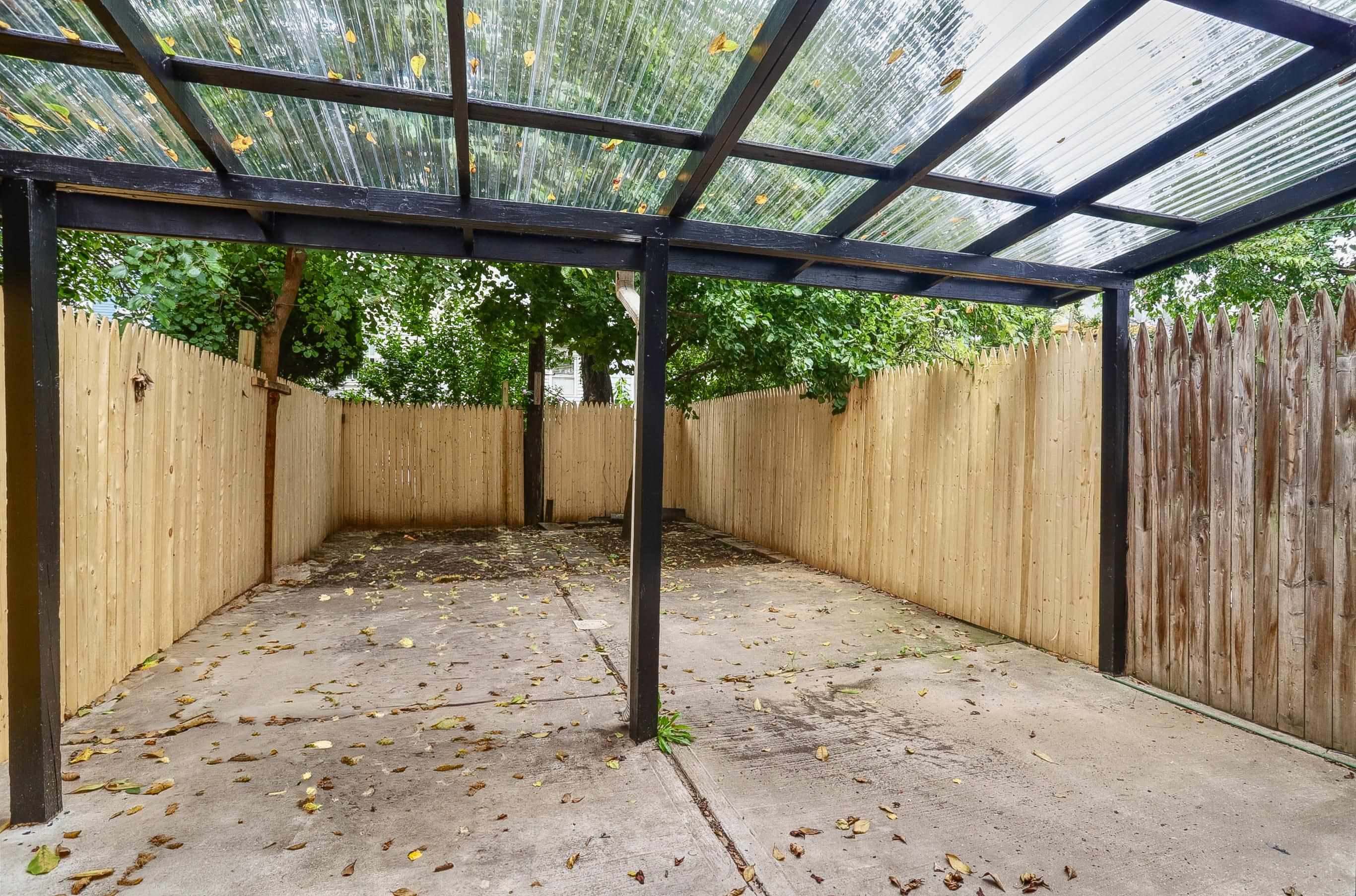 94A LINDEN AVE