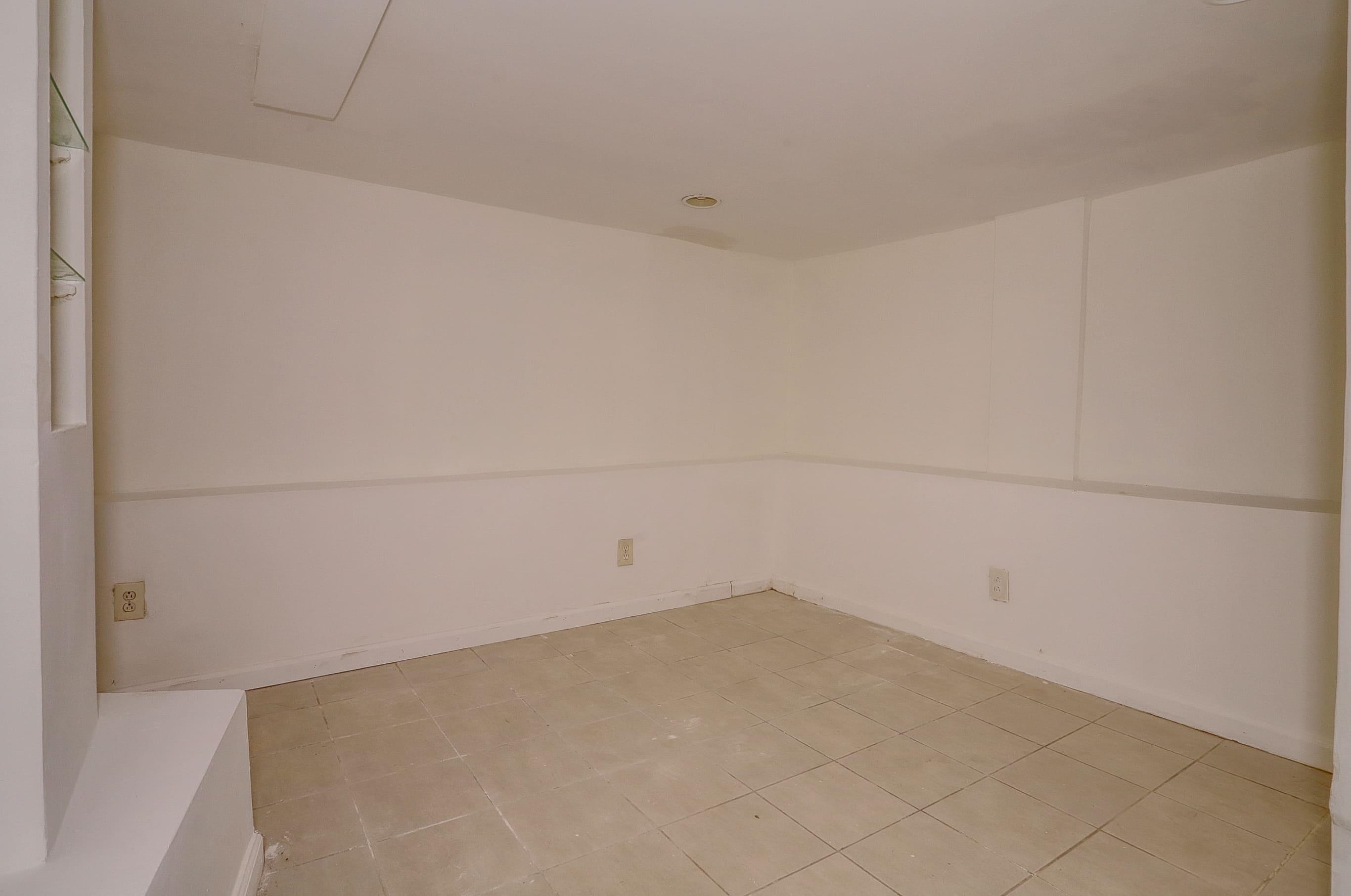 94A LINDEN AVE