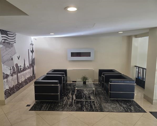 7100 BLVD EAST Unit: 3P