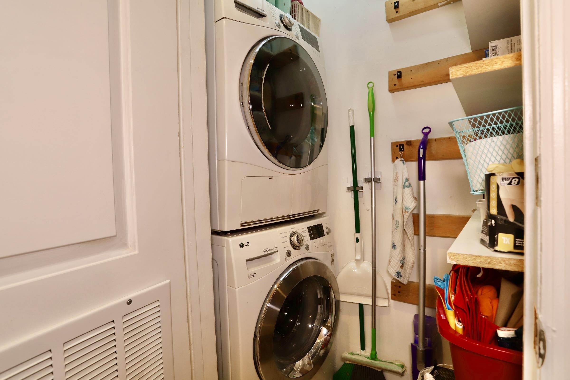 70 PARK AVE Unit: 7 (4R)