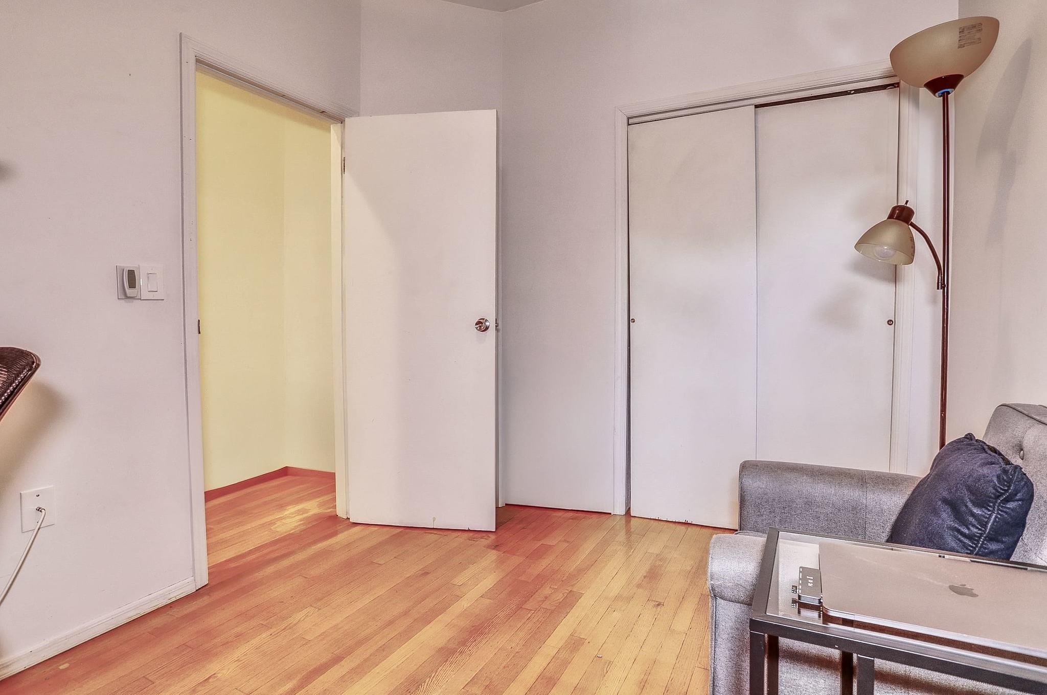 70 PARK AVE Unit: 7 (4R)