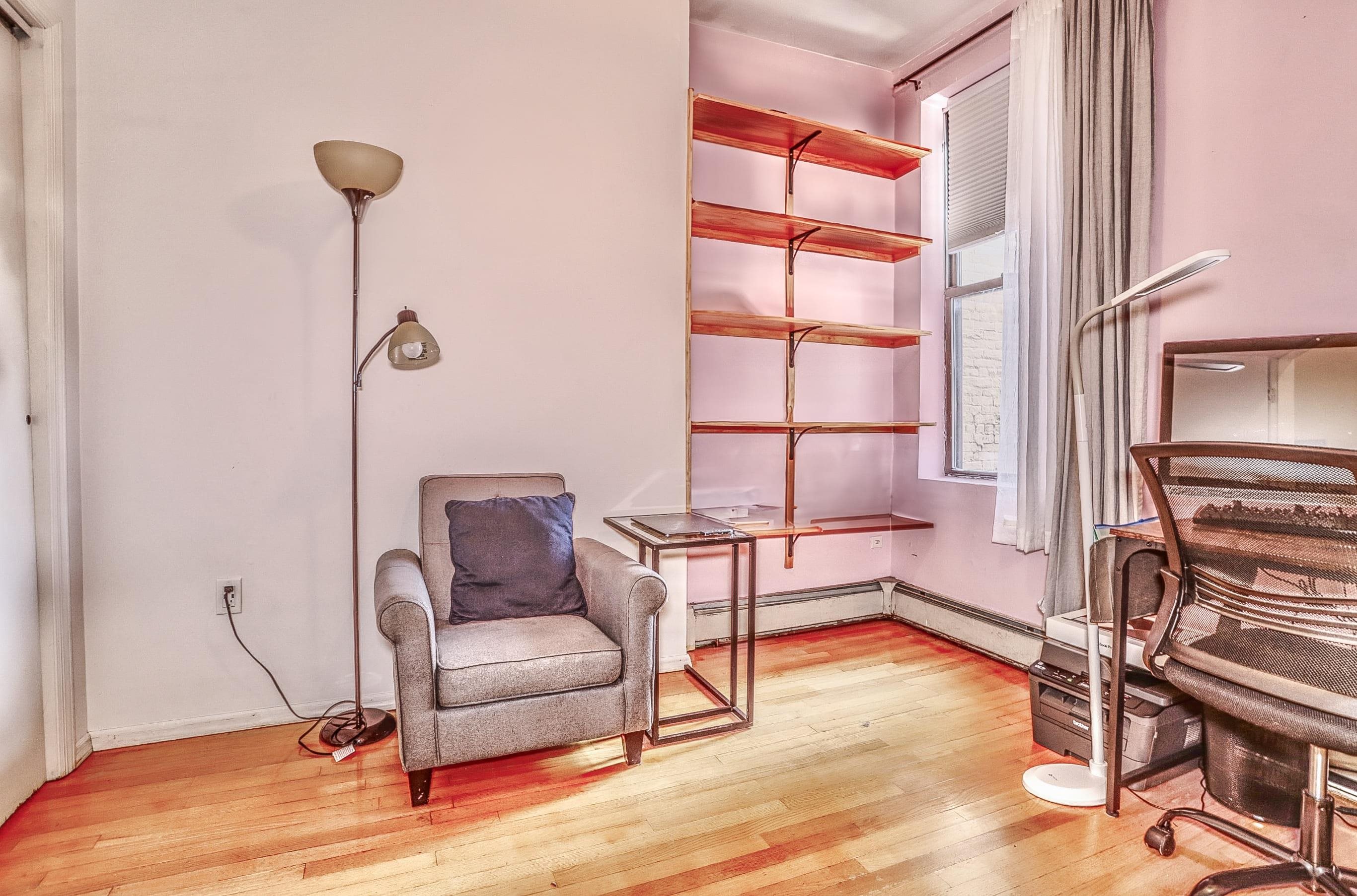 70 PARK AVE Unit: 7 (4R)