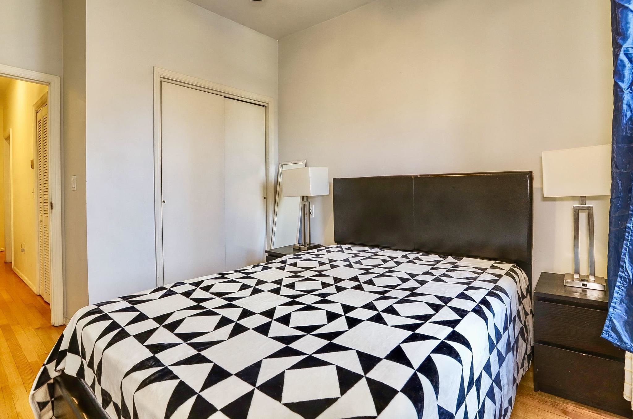 70 PARK AVE Unit: 7 (4R)