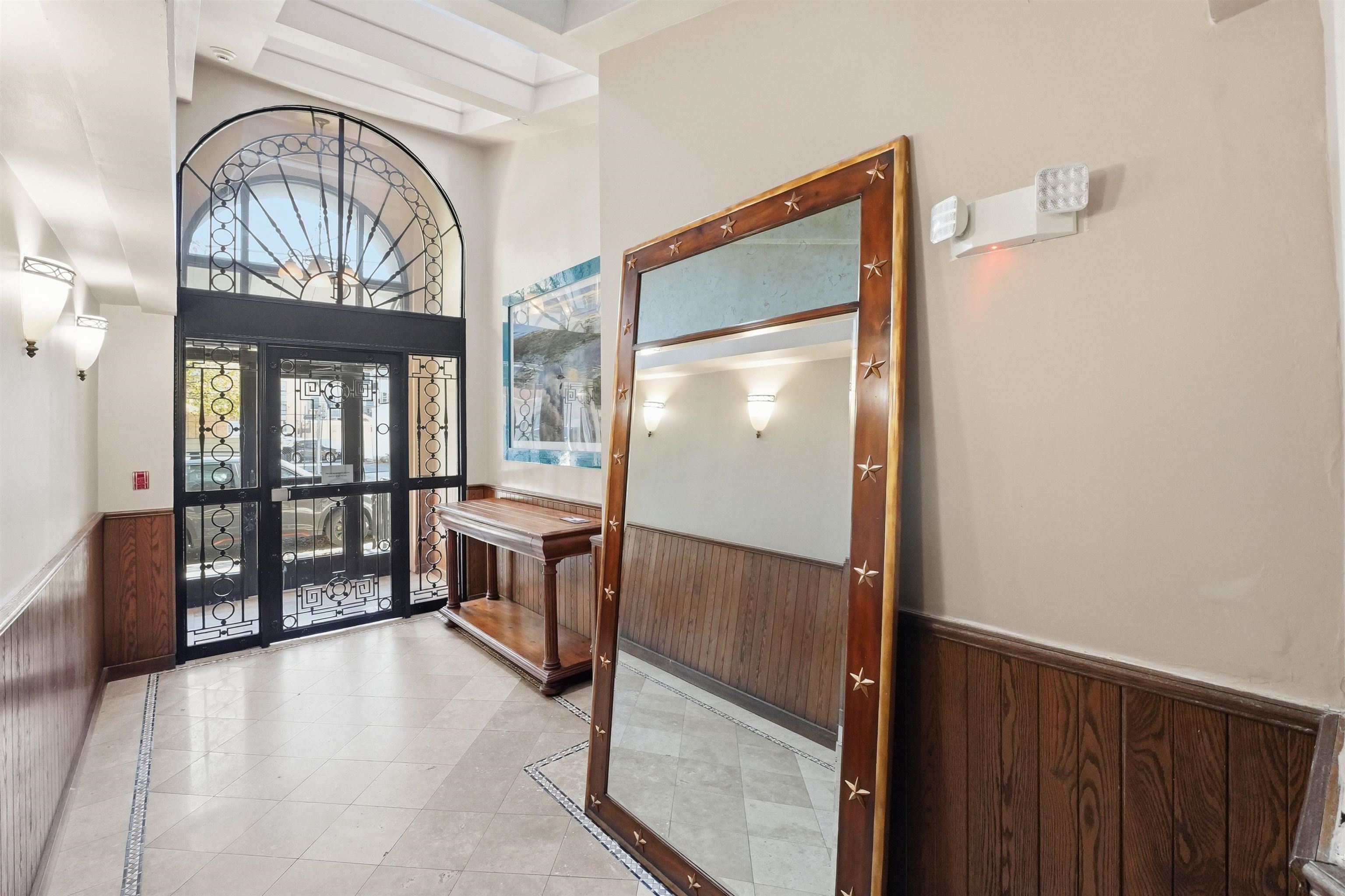 420 JEFFERSON ST Unit: 4D