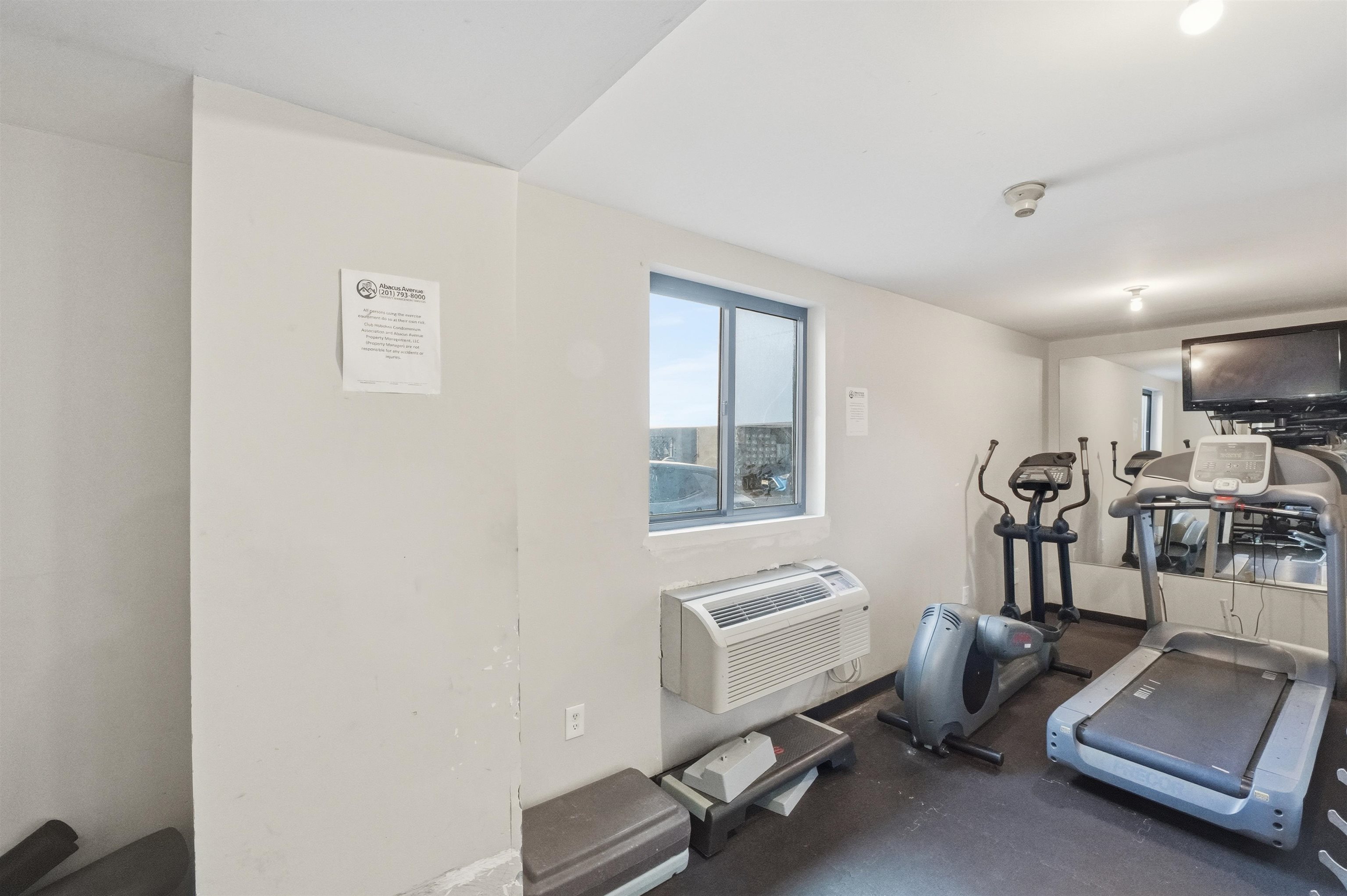 420 JEFFERSON ST Unit: 4D