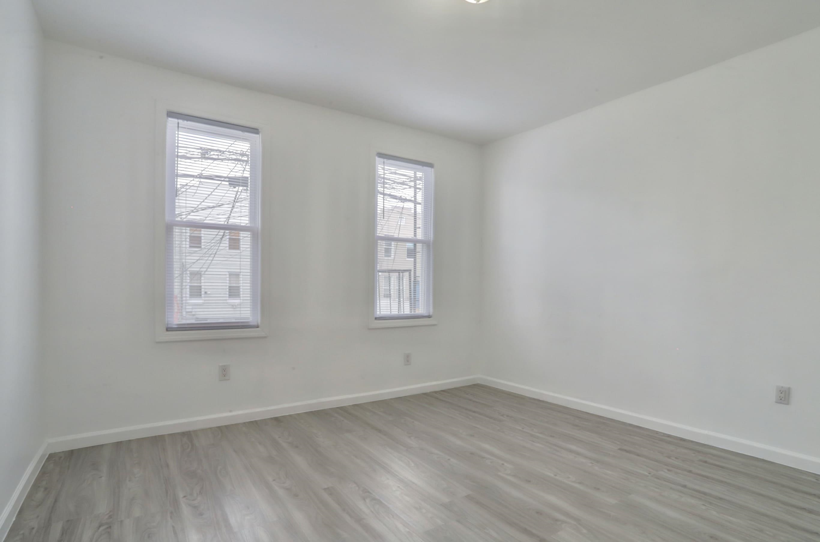 18 WALLIS AVE Unit: 3