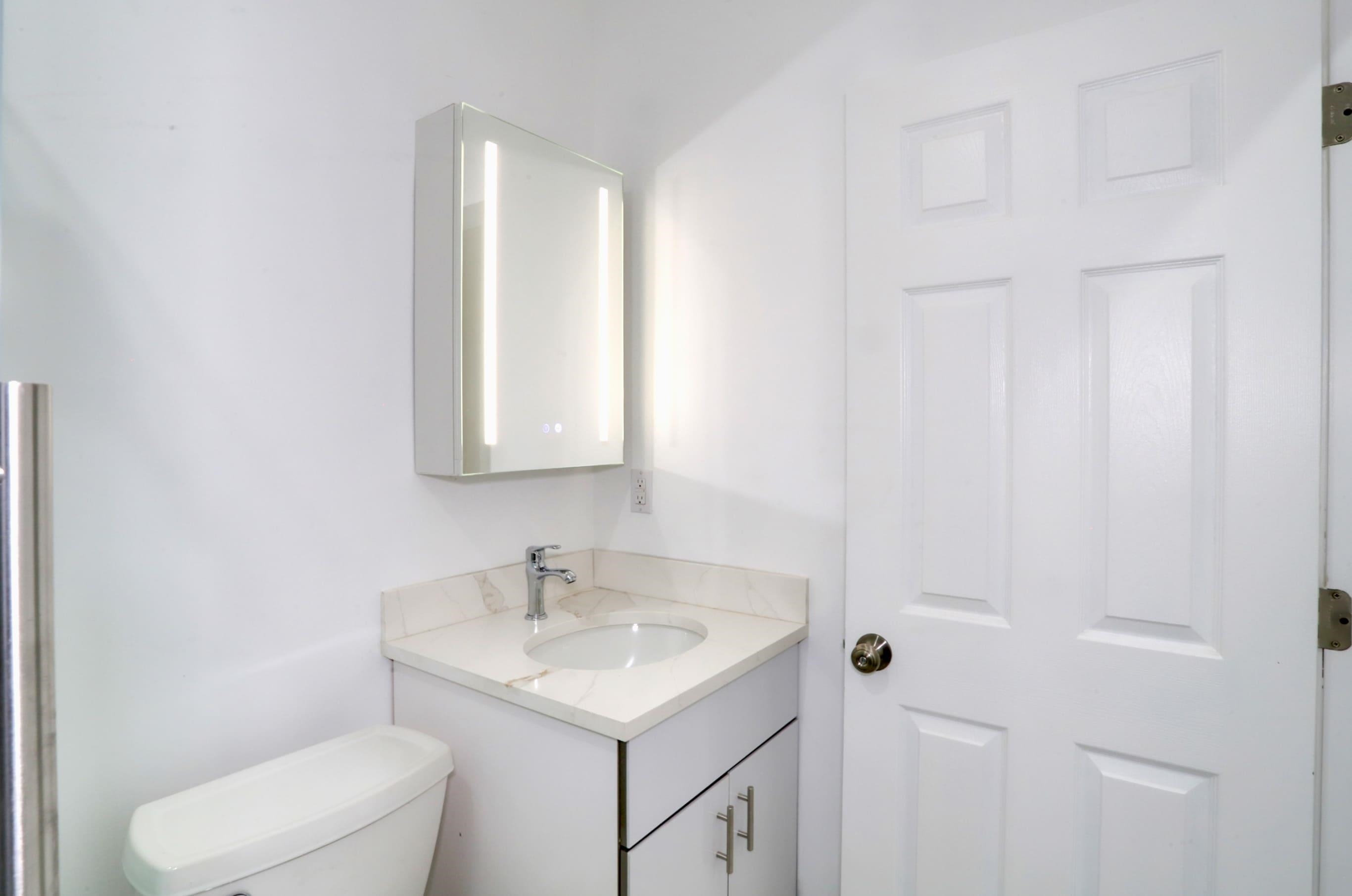 18 WALLIS AVE Unit: 3