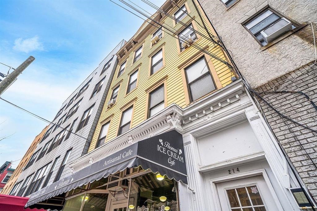 214 JEFFERSON ST Unit: 4N