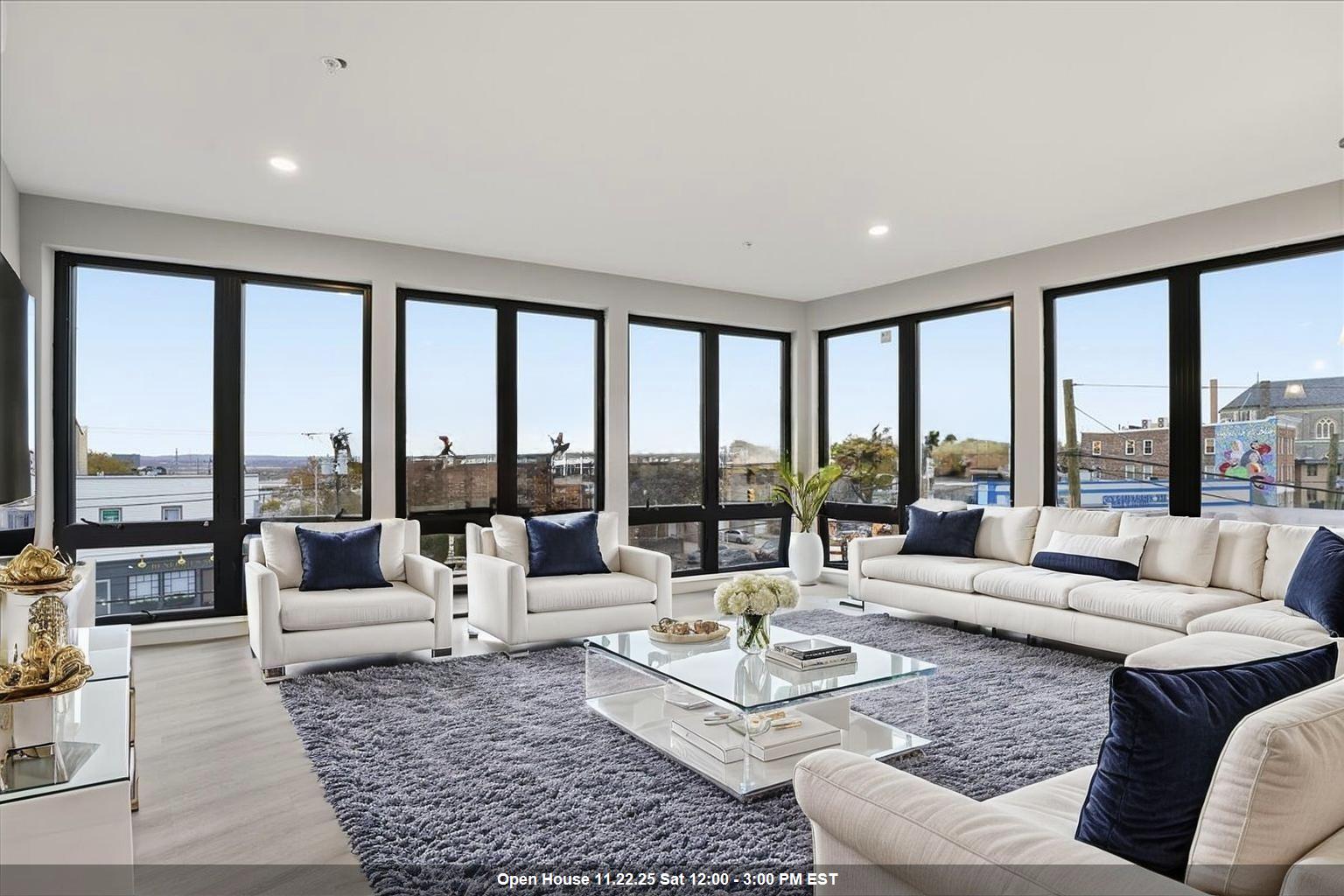 3516 KENNEDY BLVD Unit: 204