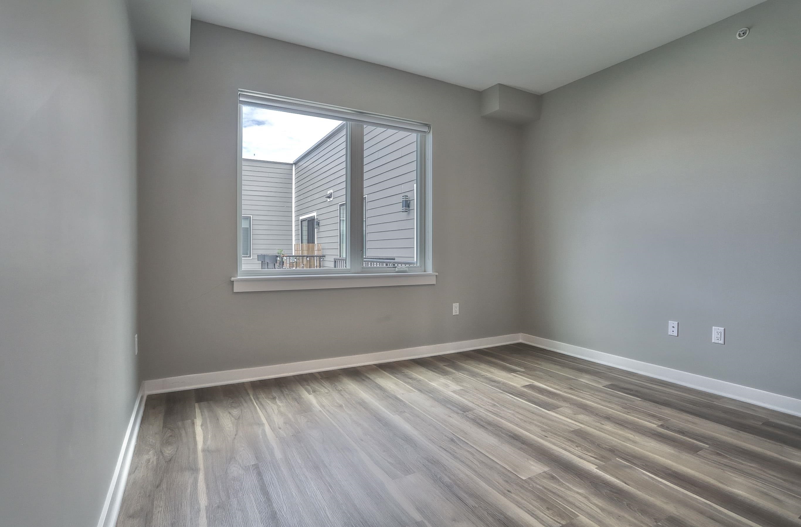 475 COMMUNIPAW AVE Unit: 502