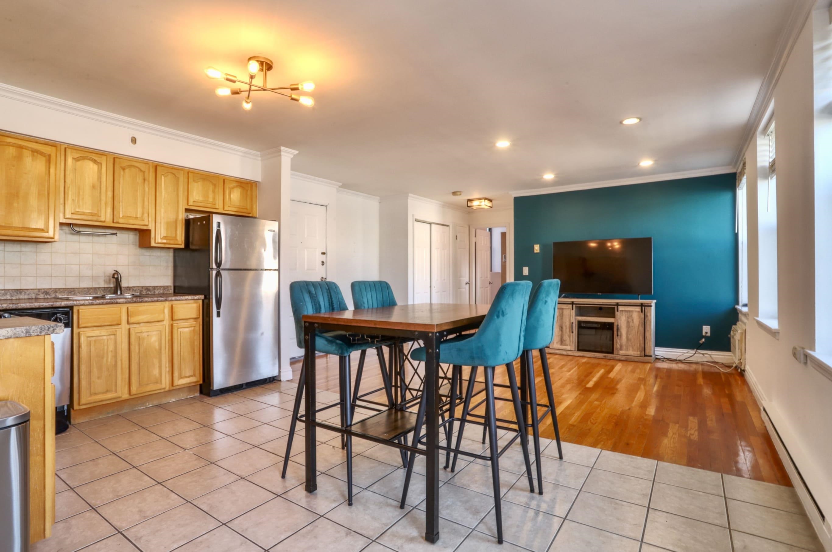 129 FRANKLIN ST Unit: B6 (206)