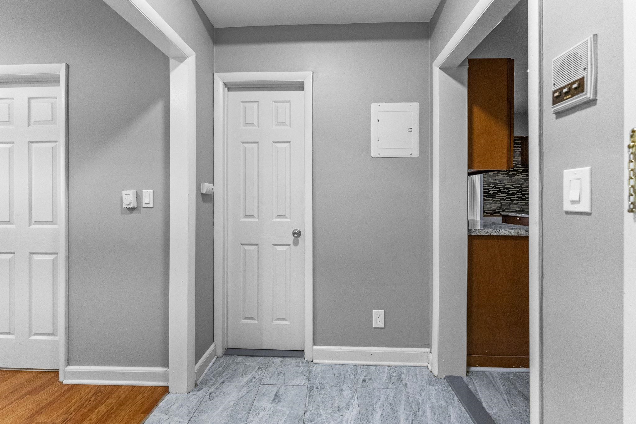 248 CLENDENNY AVE Unit: 4