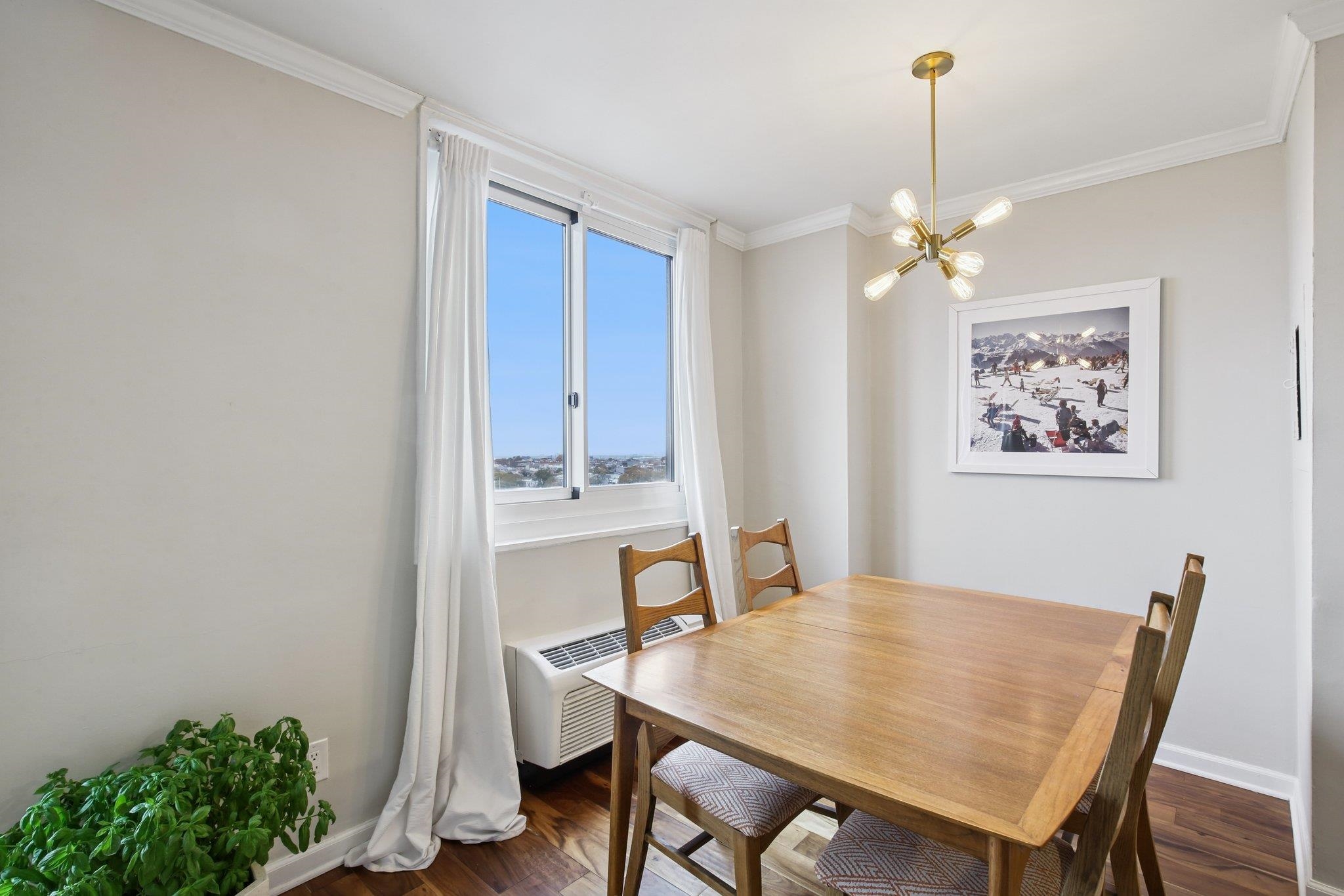 100 MANHATTAN AVE Unit: 1316