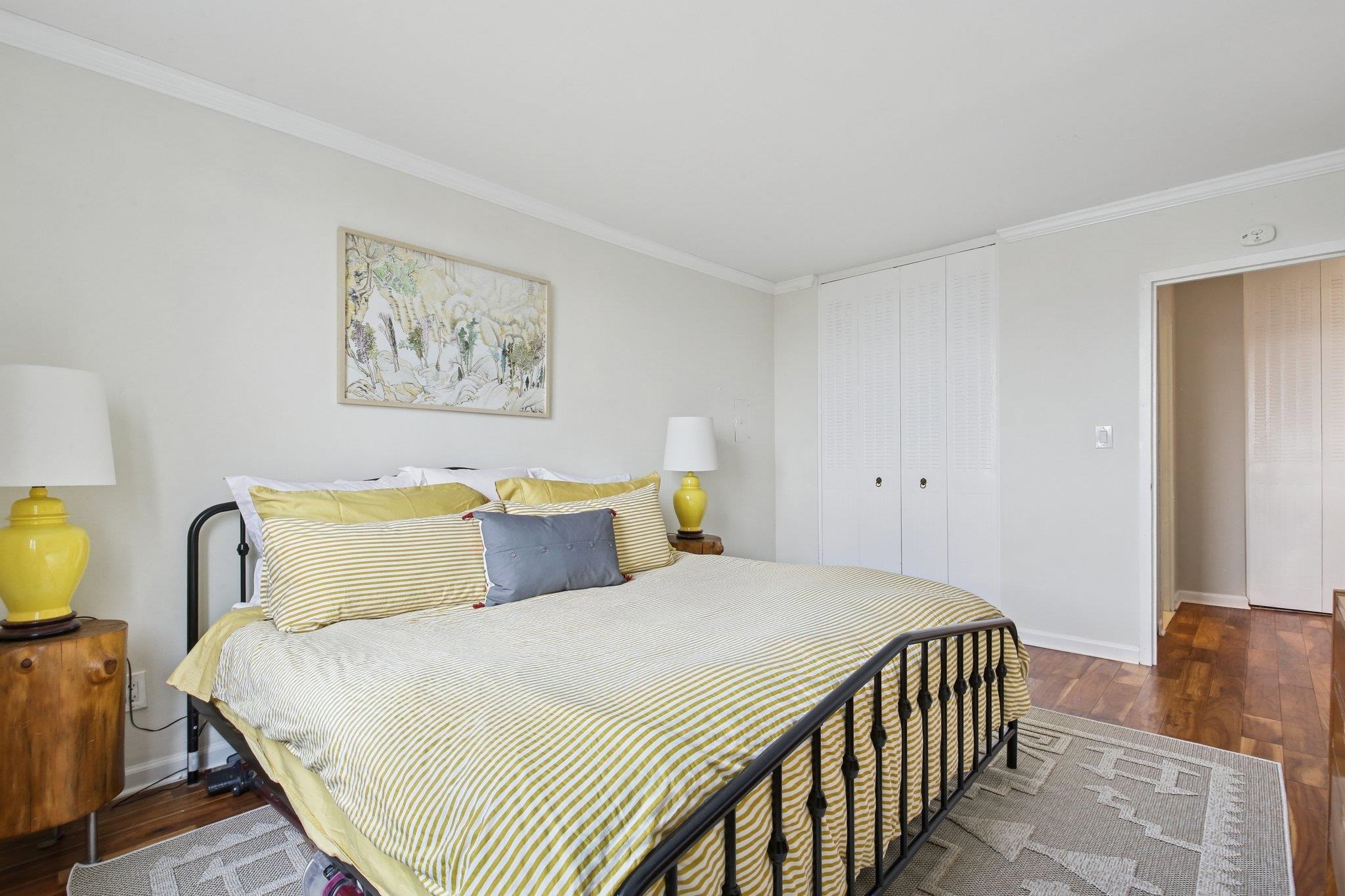 100 MANHATTAN AVE Unit: 1316