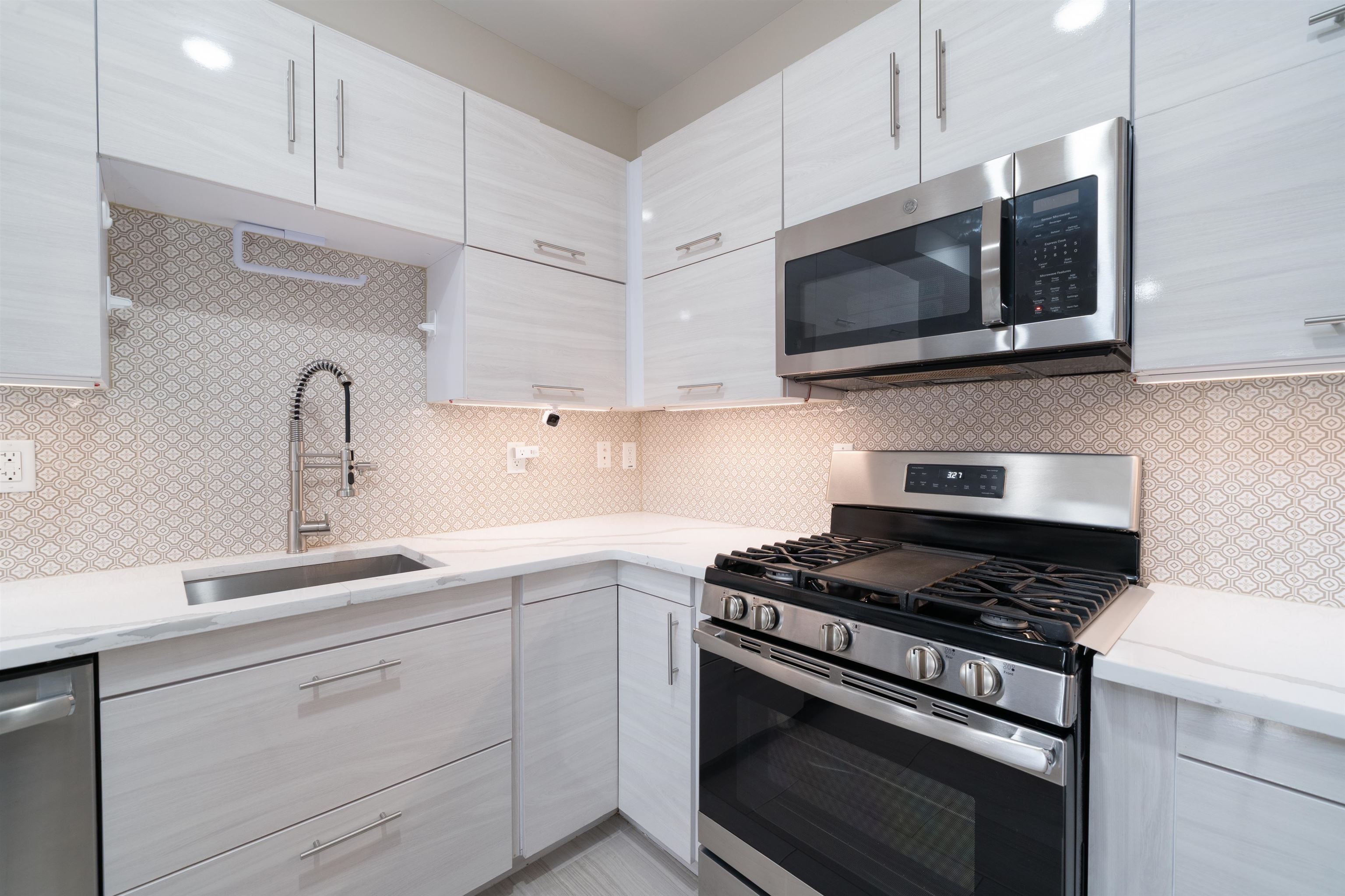 65 STORMS AVE Unit: 2C