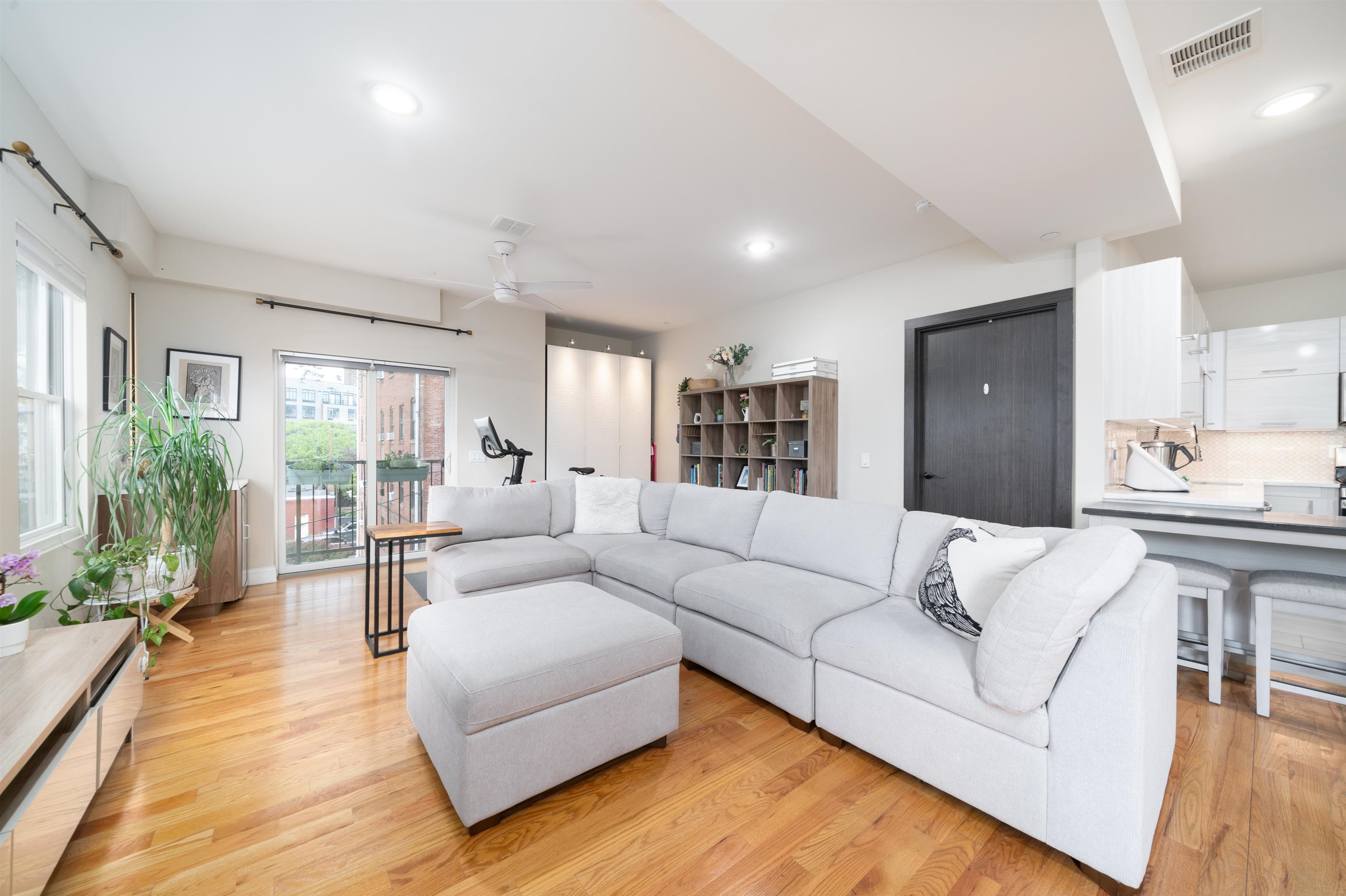 65 STORMS AVE Unit: 2C