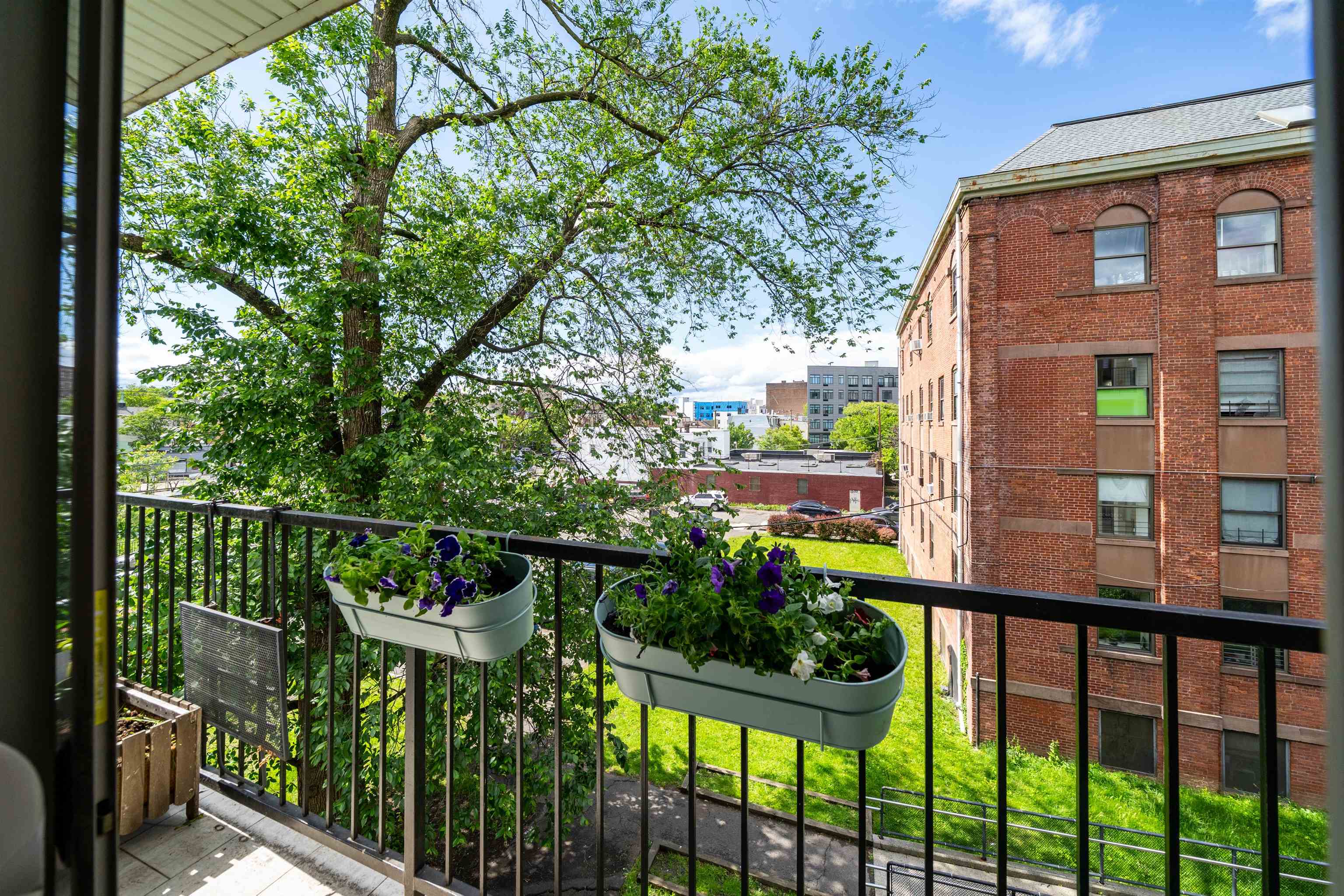 65 STORMS AVE Unit: 2C