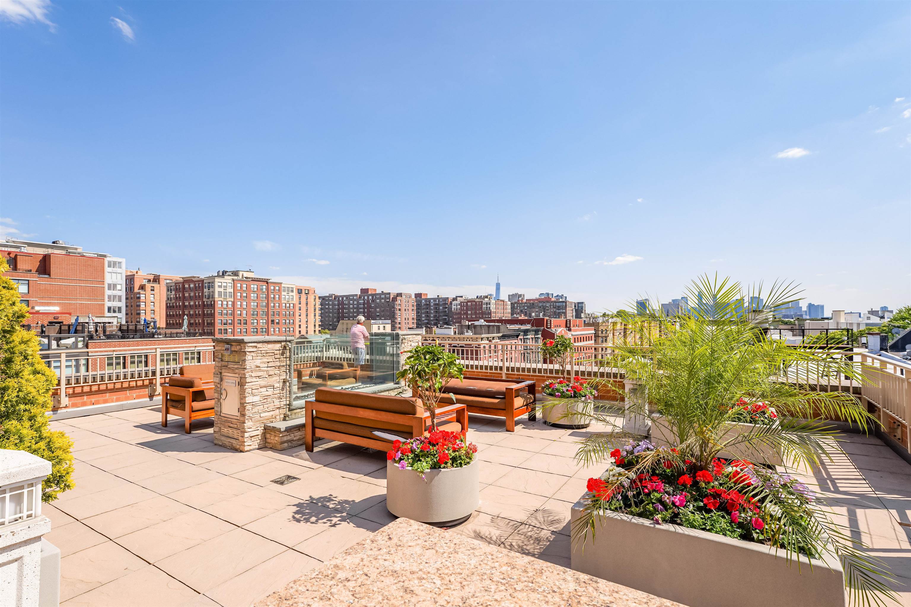 1450 WASHINGTON ST Unit: 805