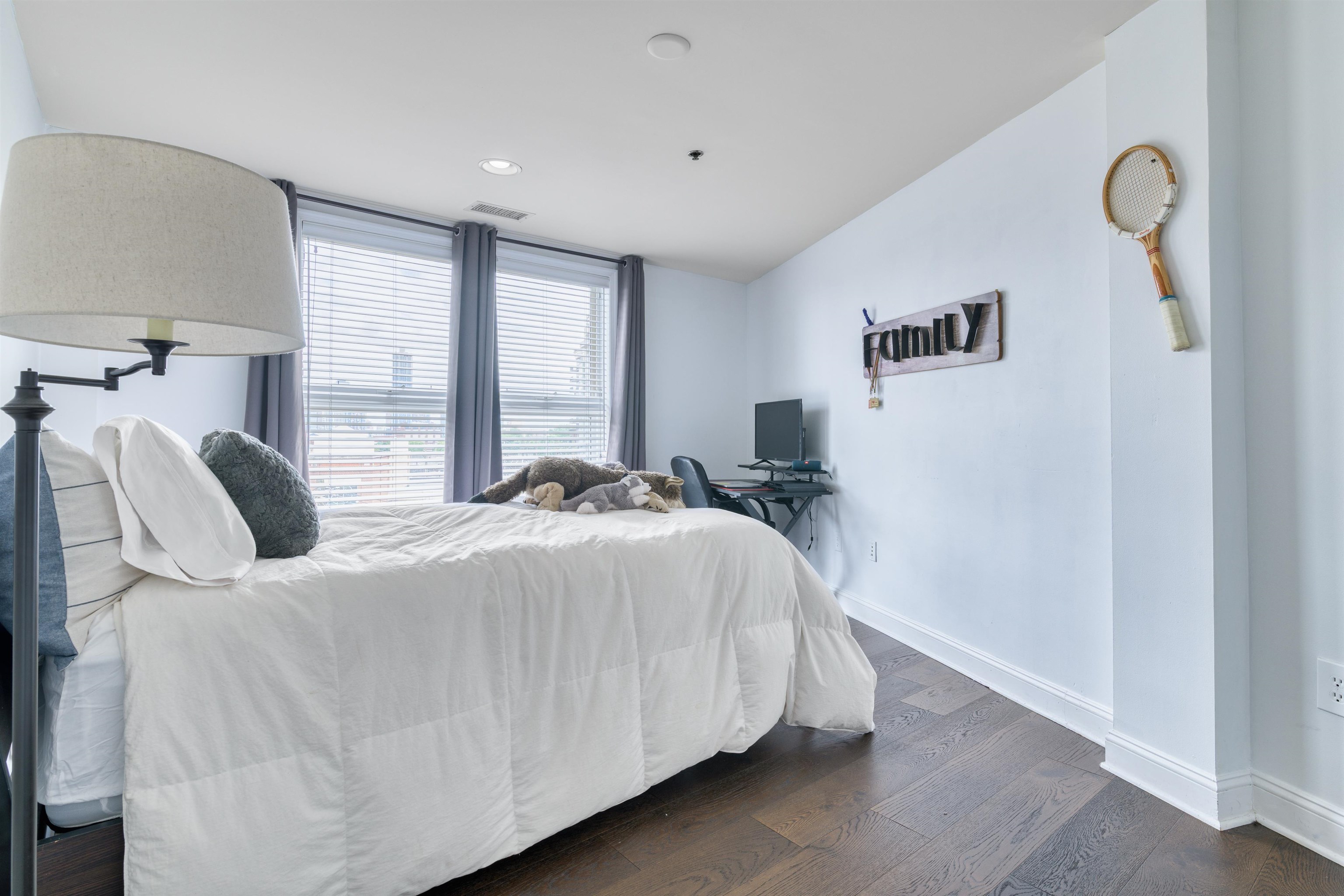 70 ADAMS ST Unit: 5M