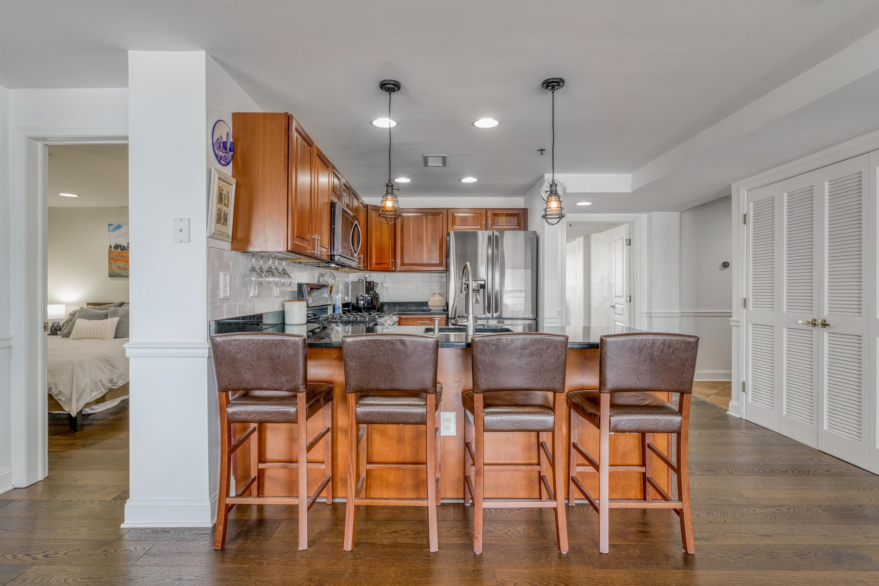 70 ADAMS ST Unit: 5M
