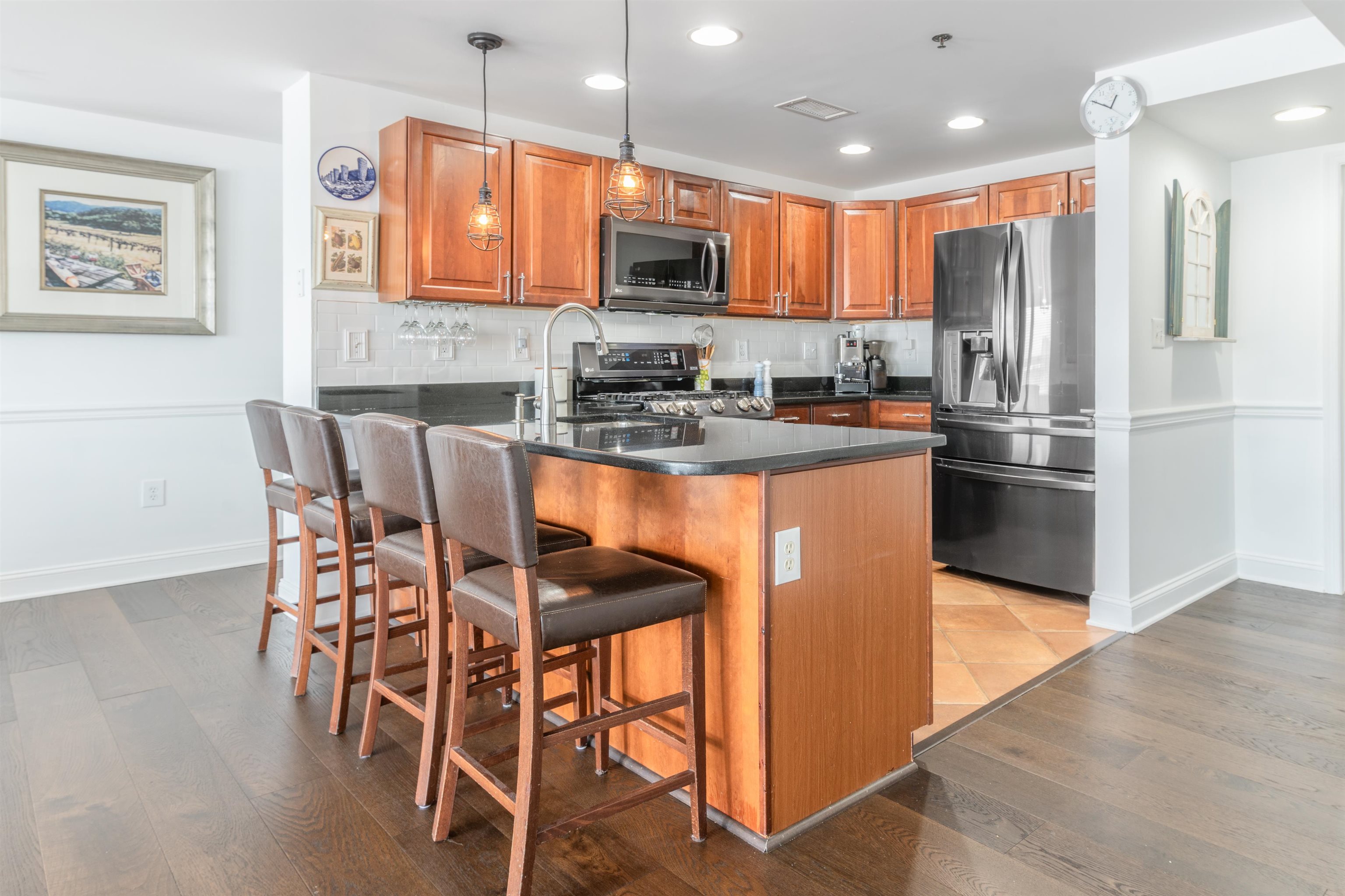 70 ADAMS ST Unit: 5M